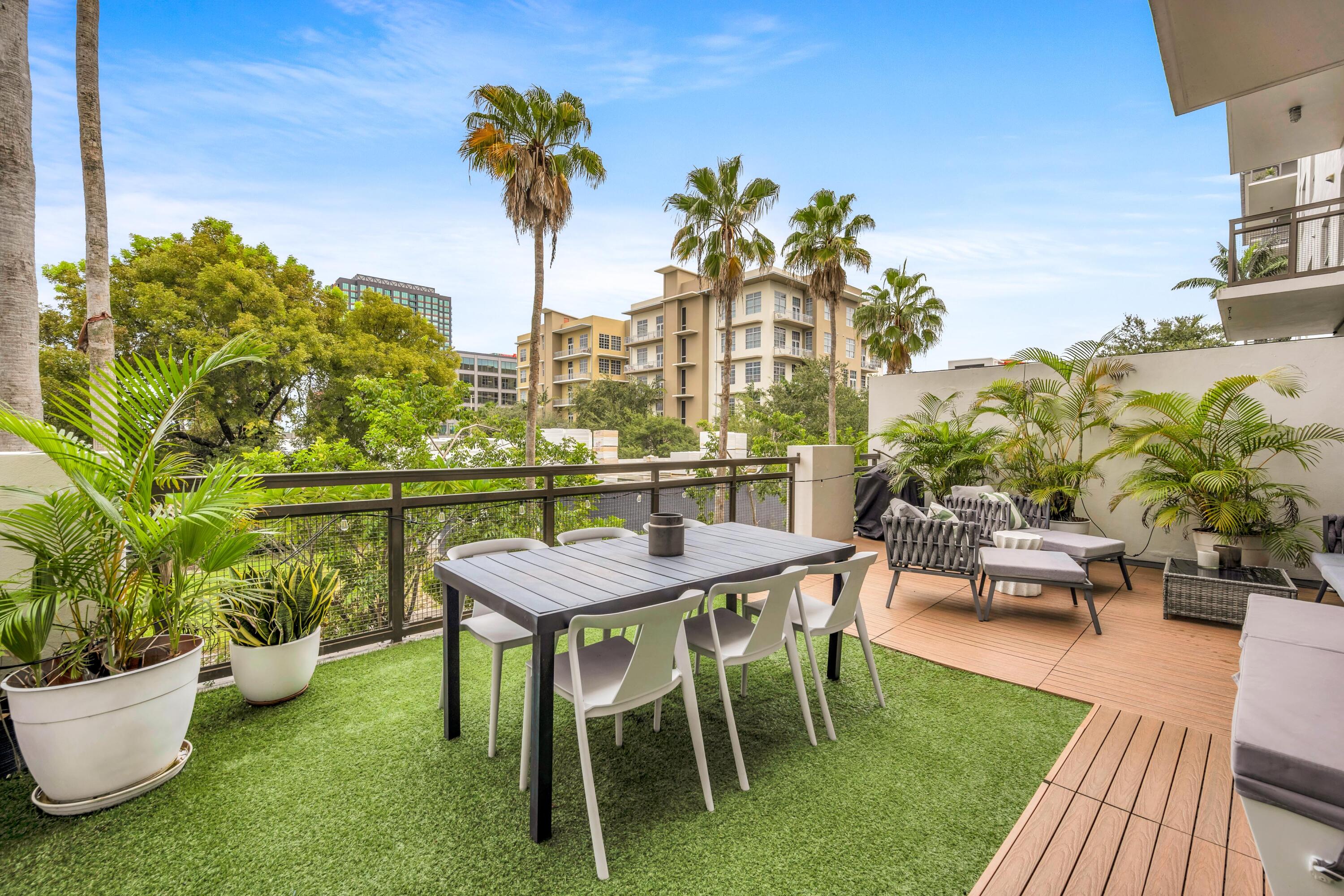 411 NW 1ST AVE APT 206-15