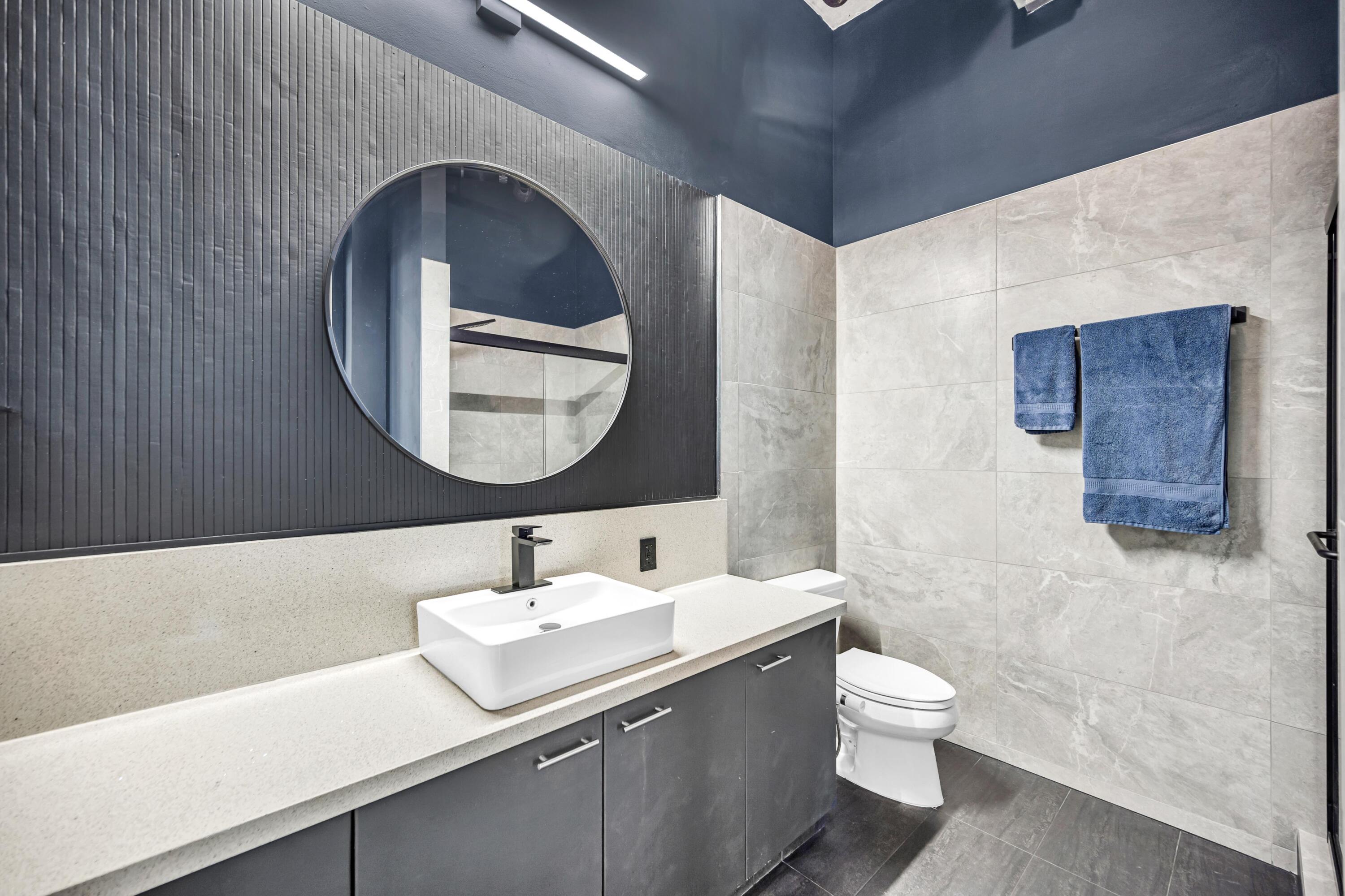 411 NW 1ST AVE APT 206-33