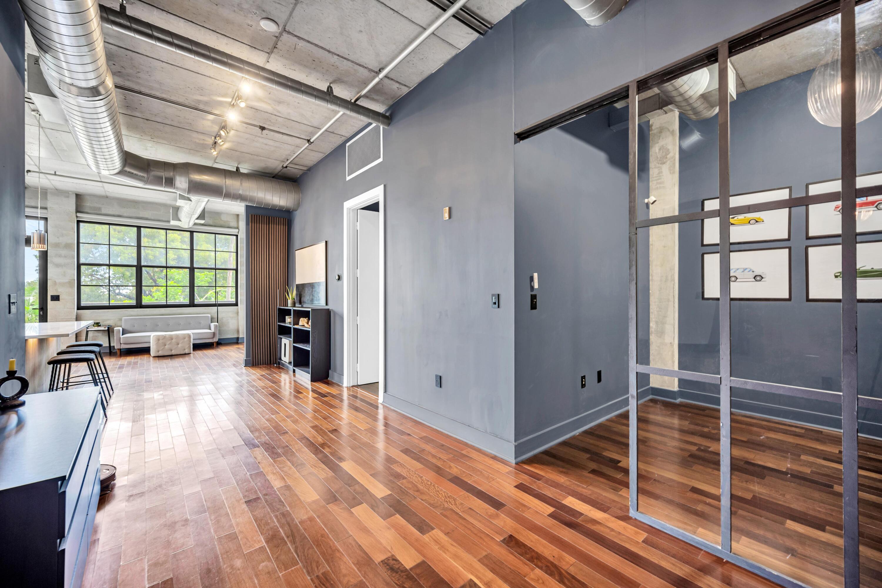 411 NW 1ST AVE APT 206-26