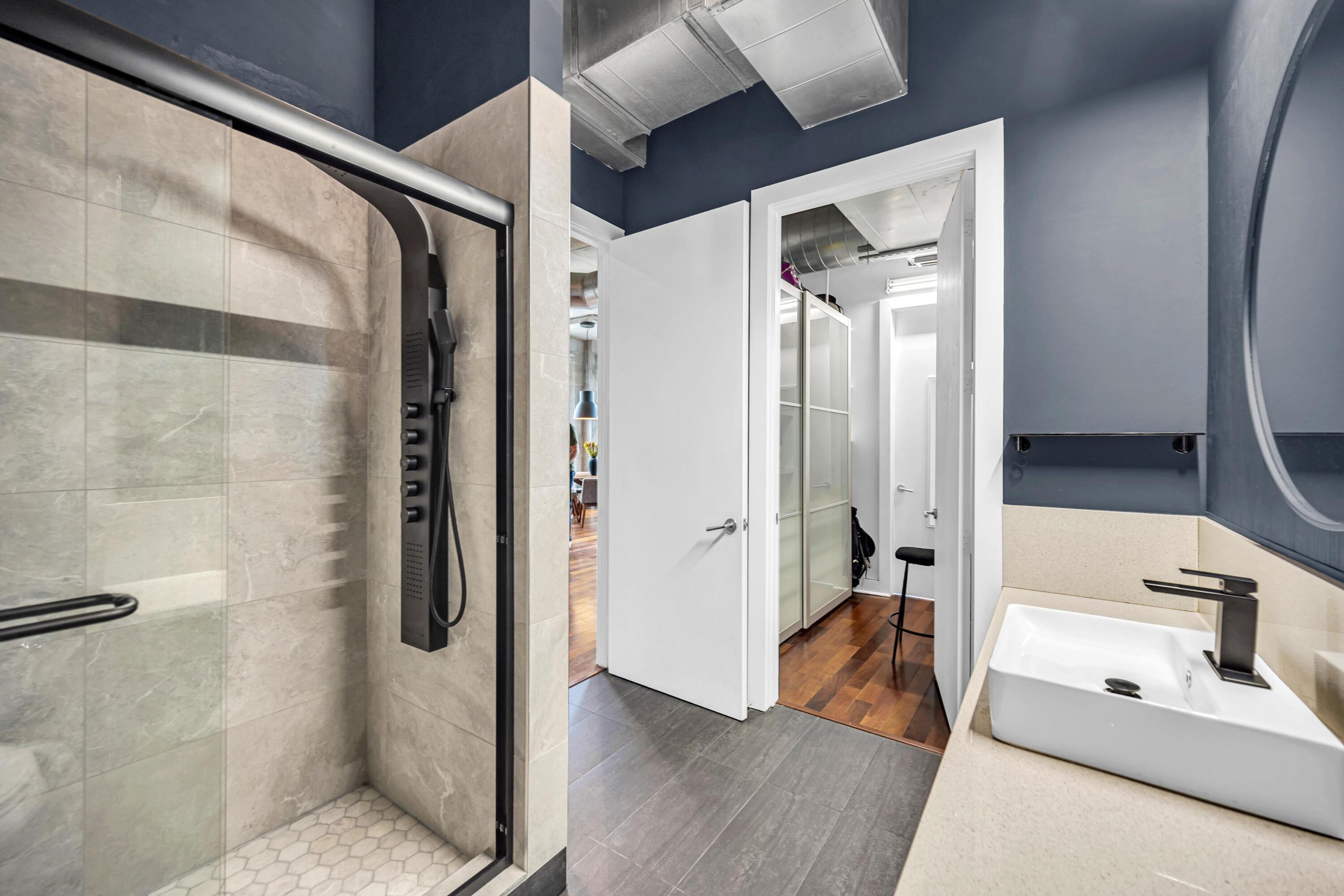 411 NW 1ST AVE APT 206-35