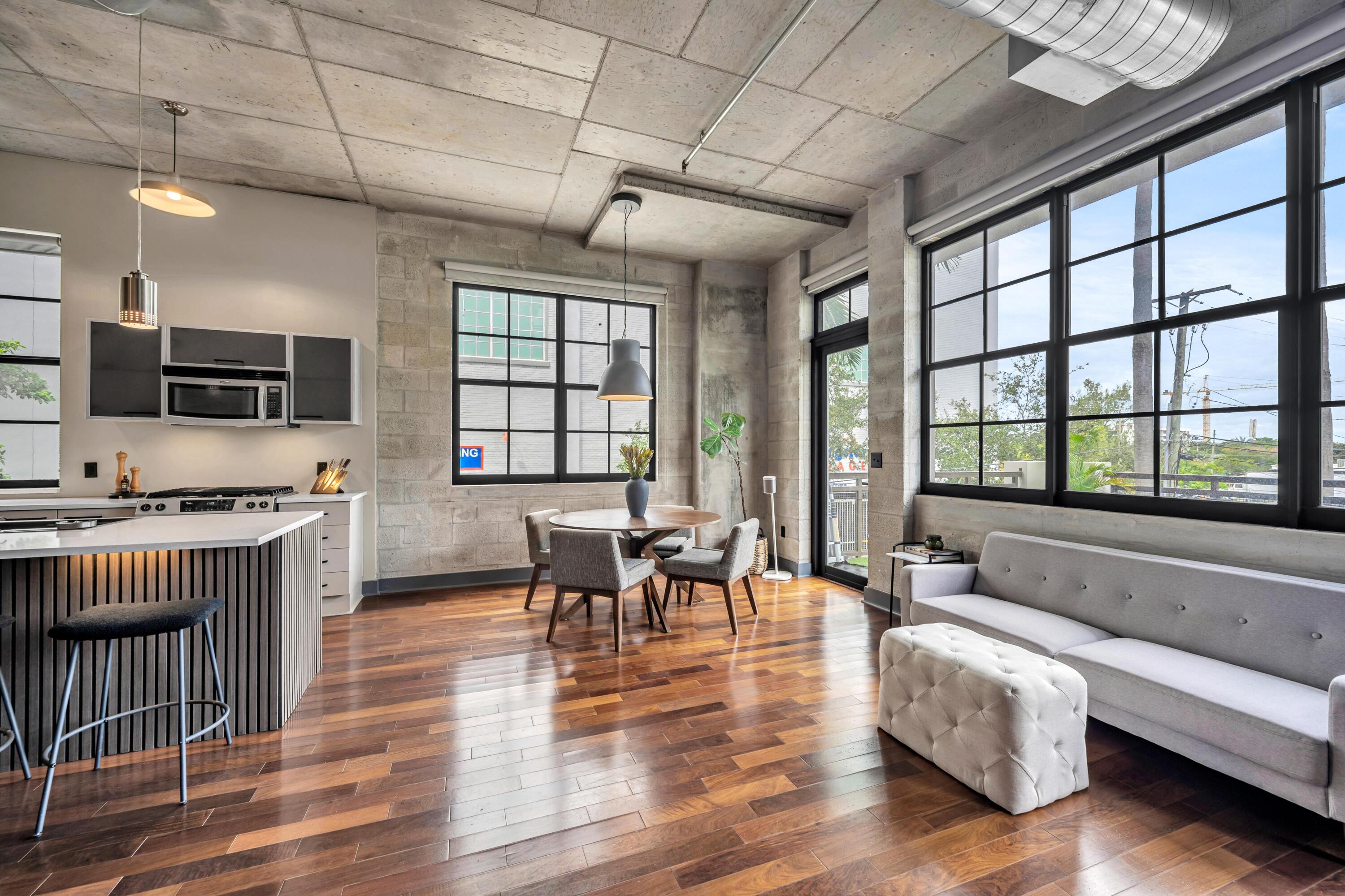 411 NW 1ST AVE APT 206-8
