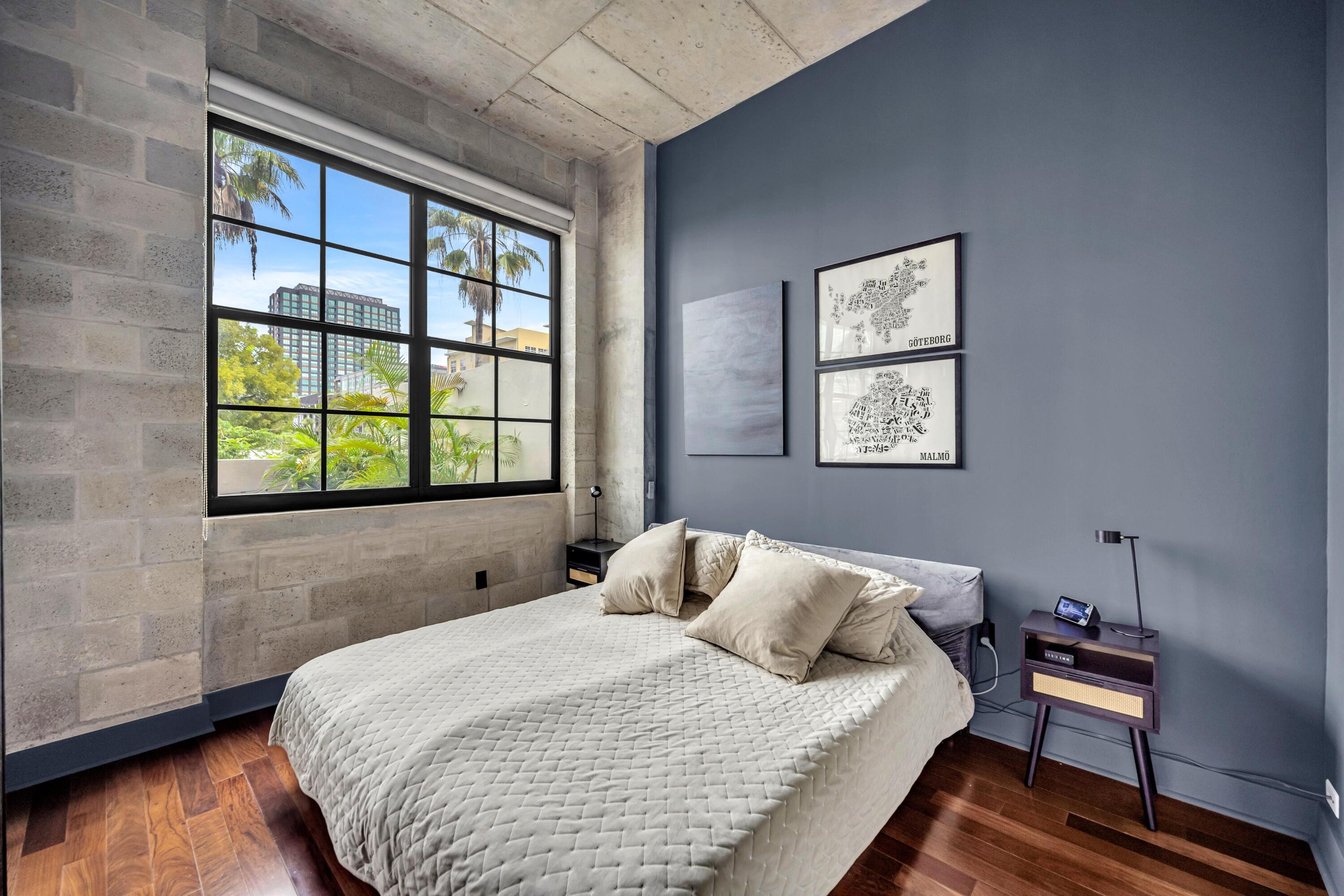 411 NW 1ST AVE APT 206-28