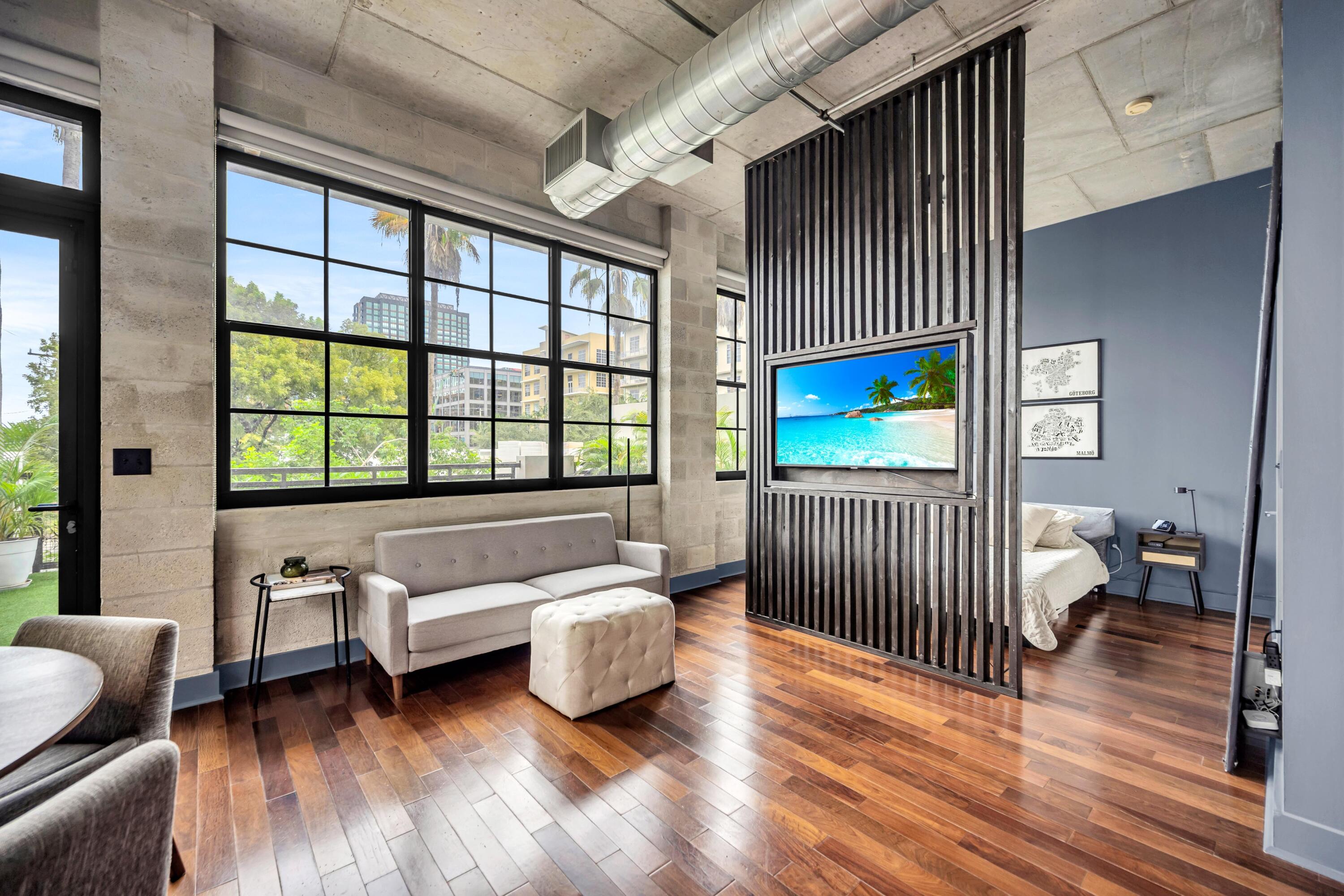 411 NW 1ST AVE APT 206-27