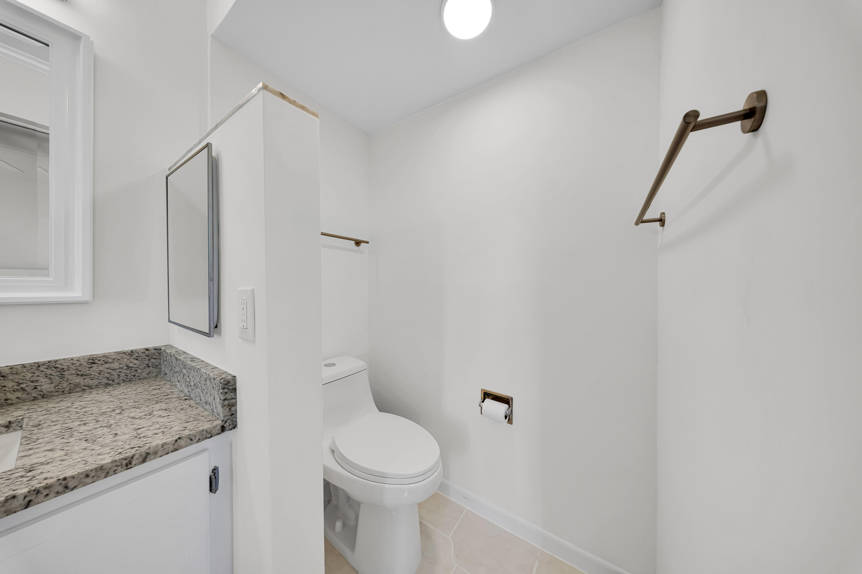9233SW8thStUnit#305BocaRaton(28of29)