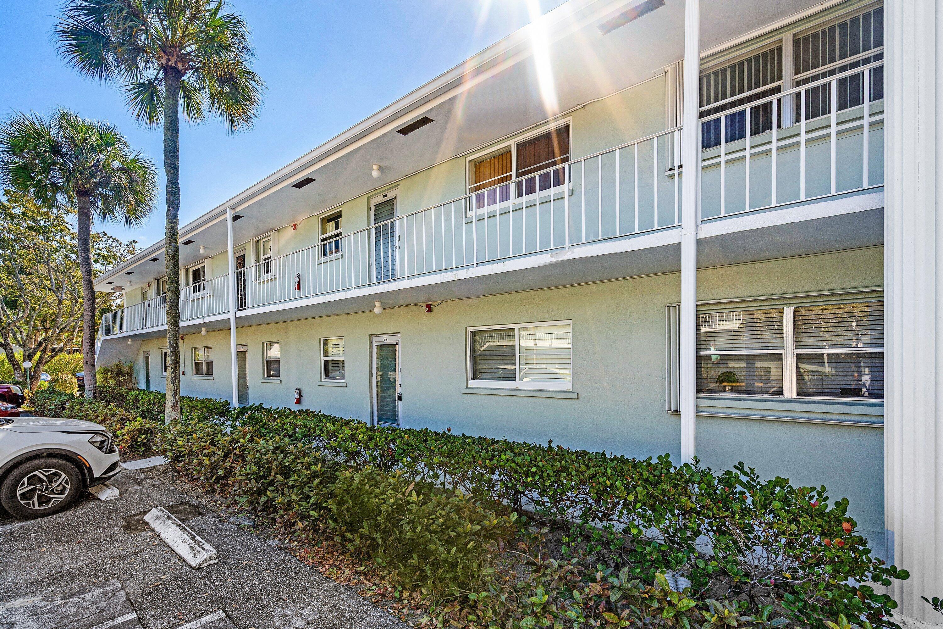 002-2440Southwest22ndAvenue-703-DelrayBe