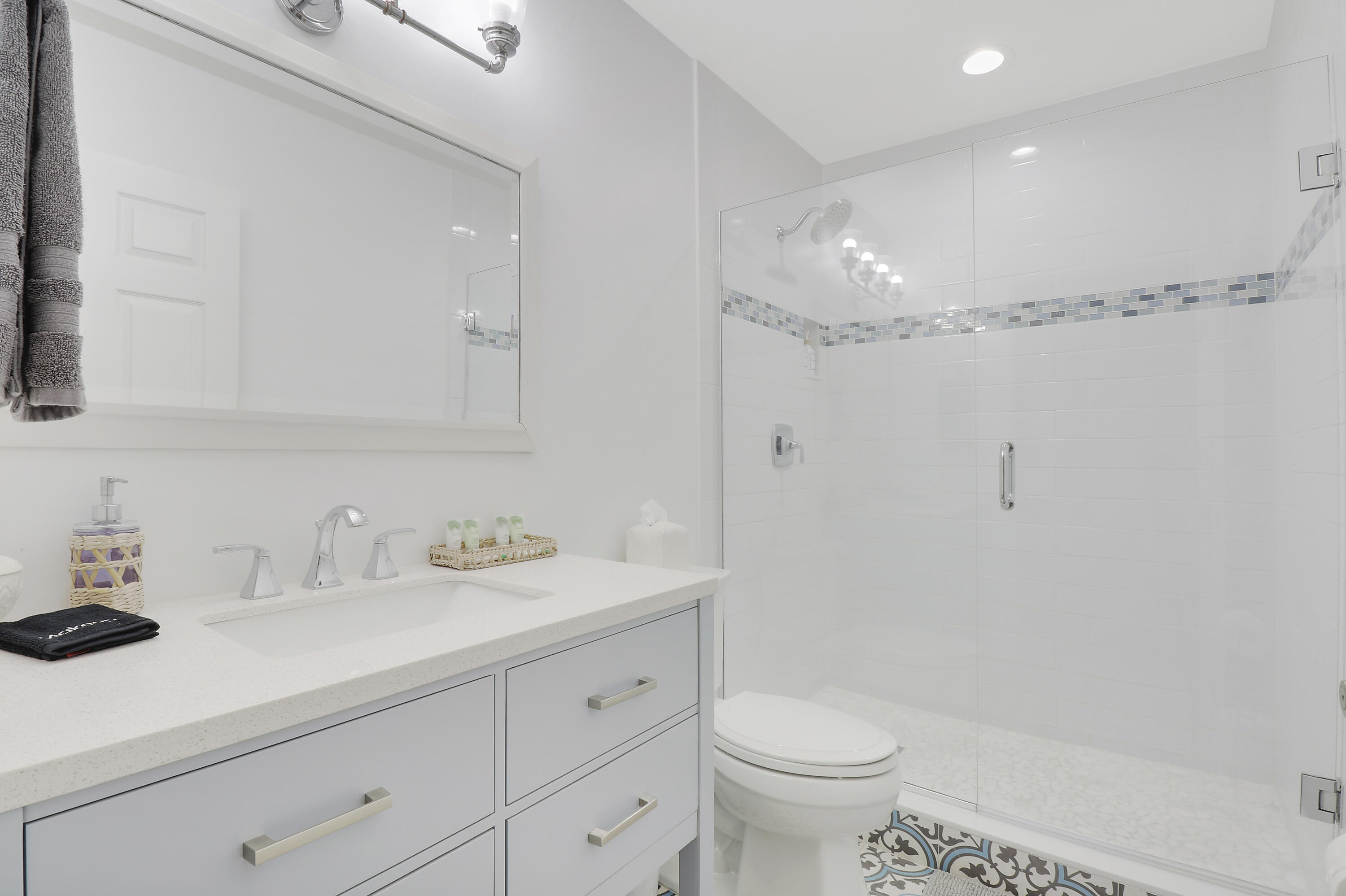 Primary 1 Bathroom