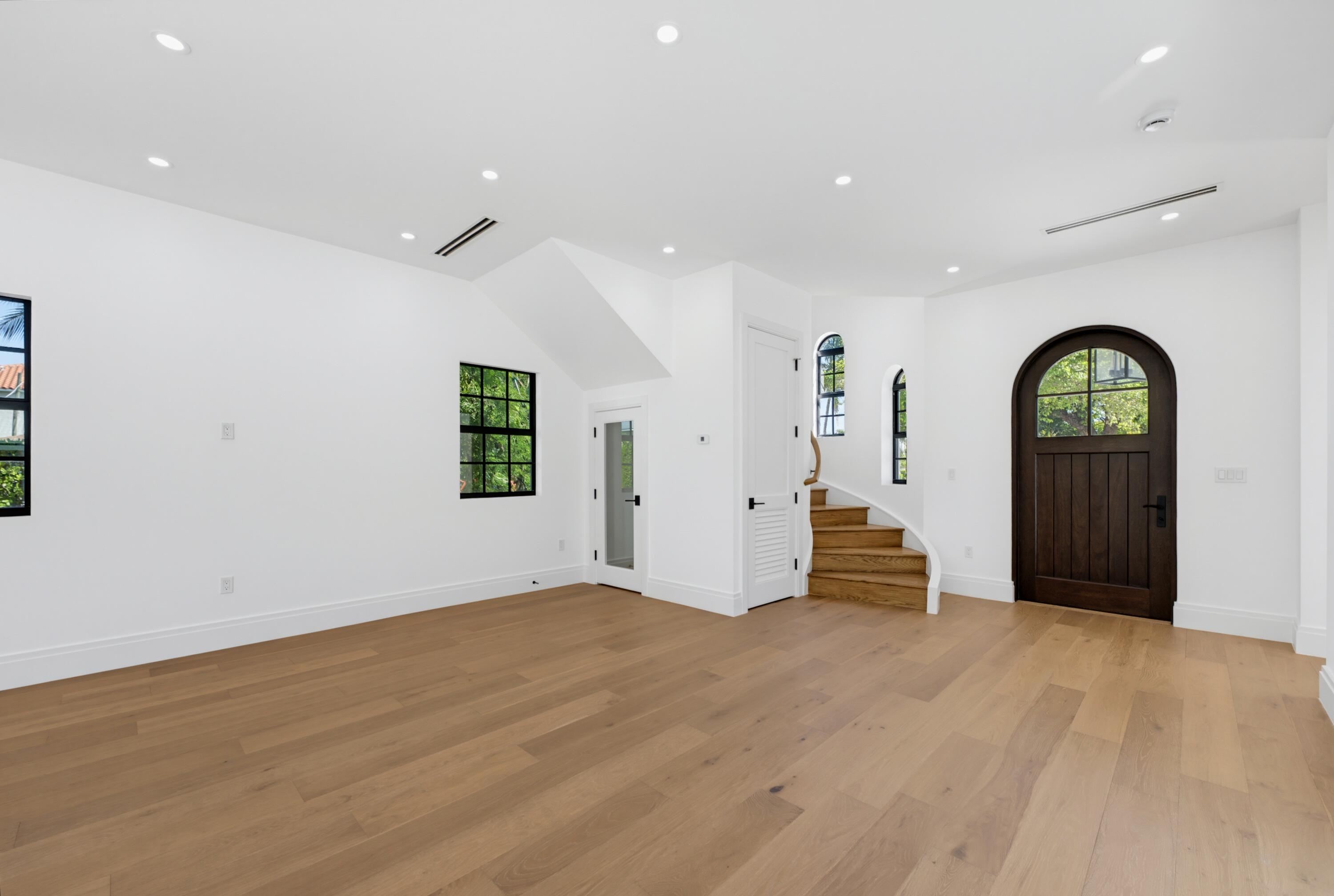 Warren_KIrschbaum_3601_Olive_003