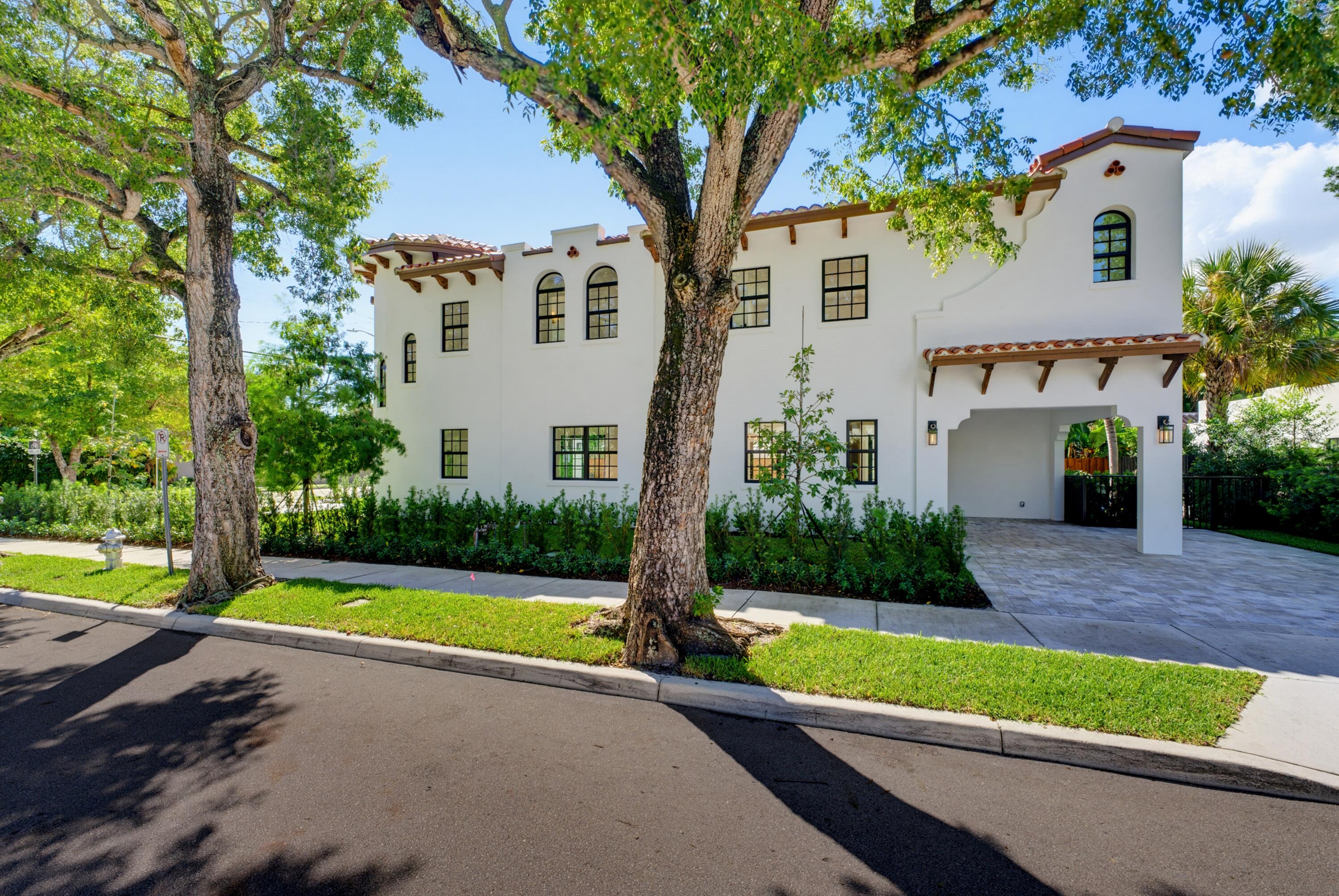 Amazing Corner Lot on S Olive