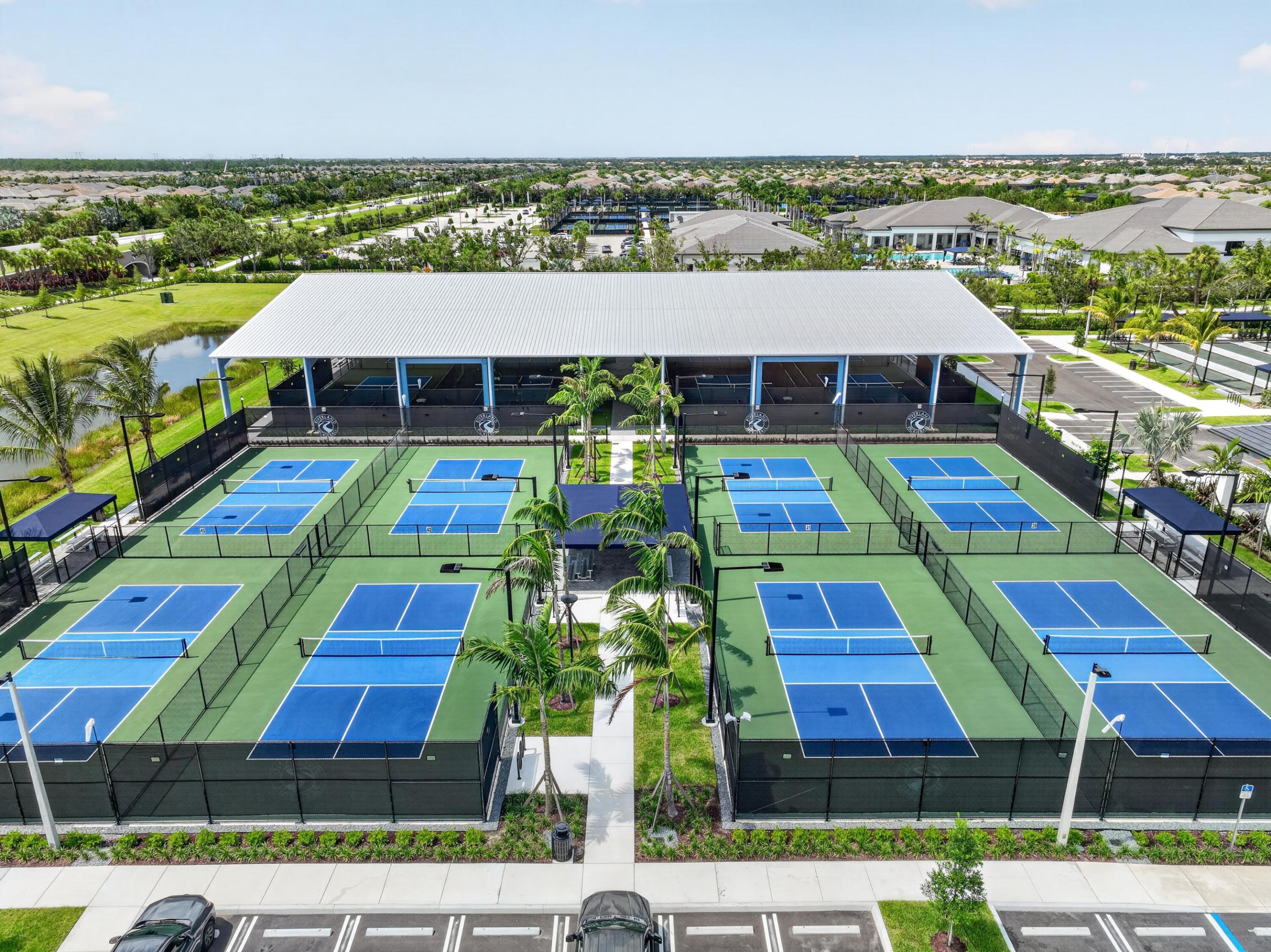SPORTS CENTER