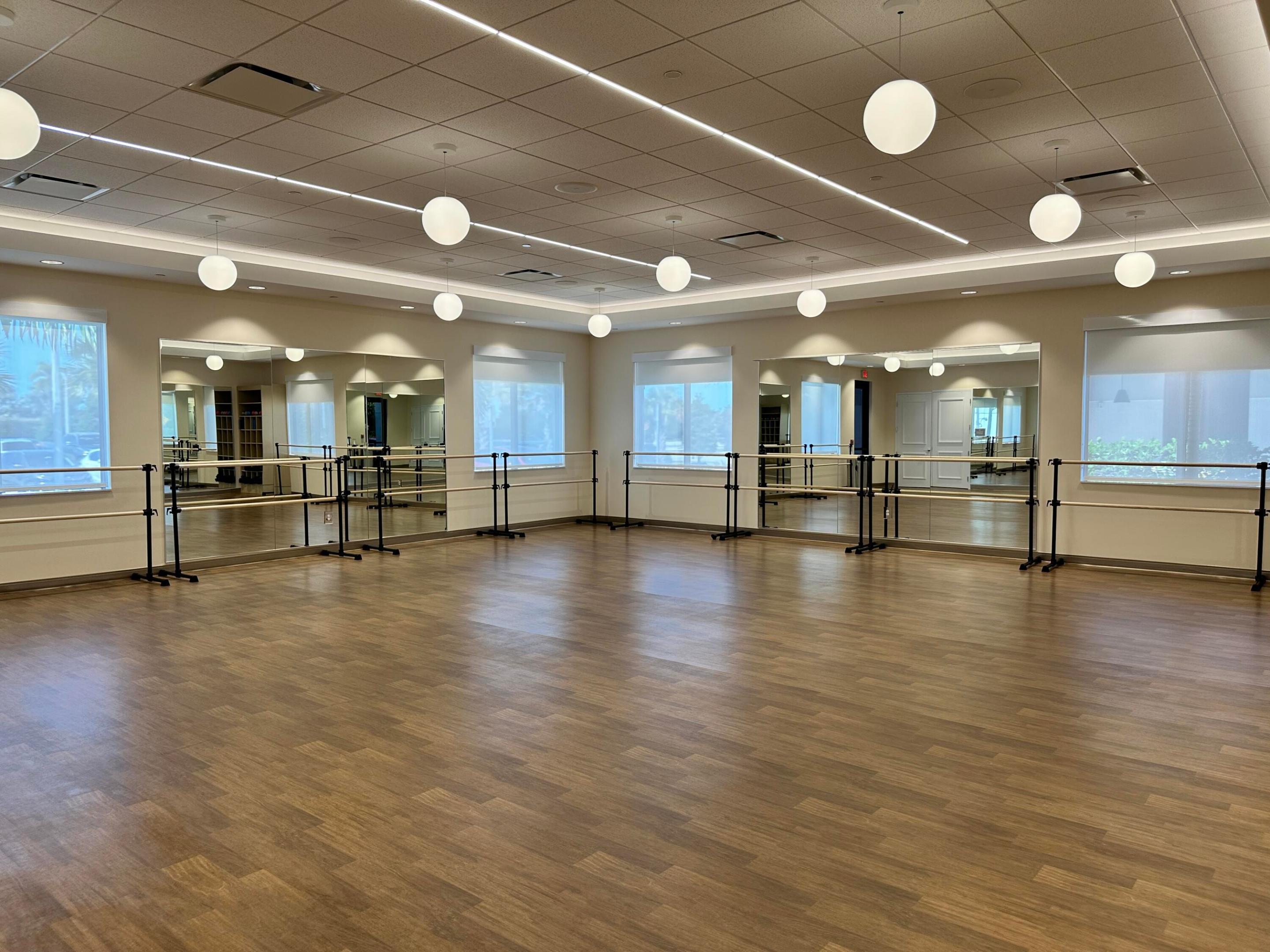 SPORTS CENTER