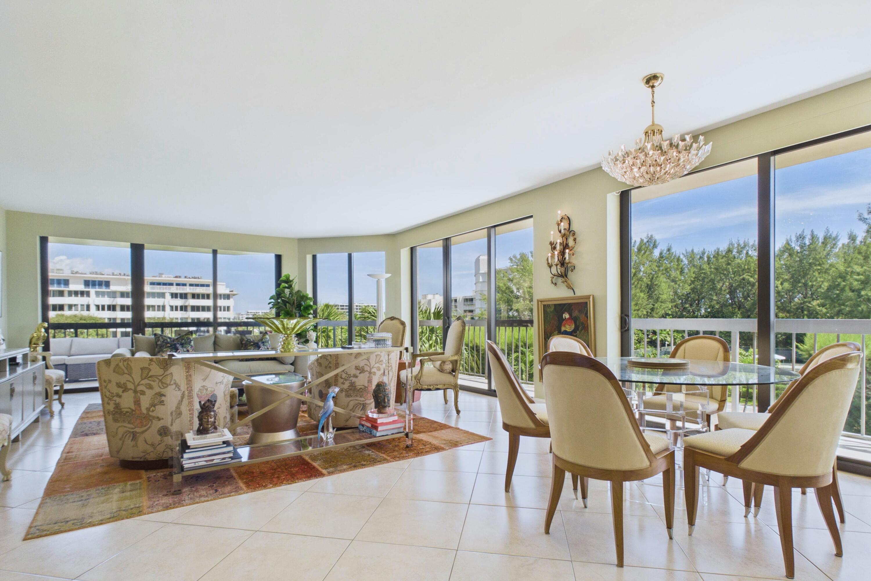 Dining Room/Living Room Dining Room/Living Room
