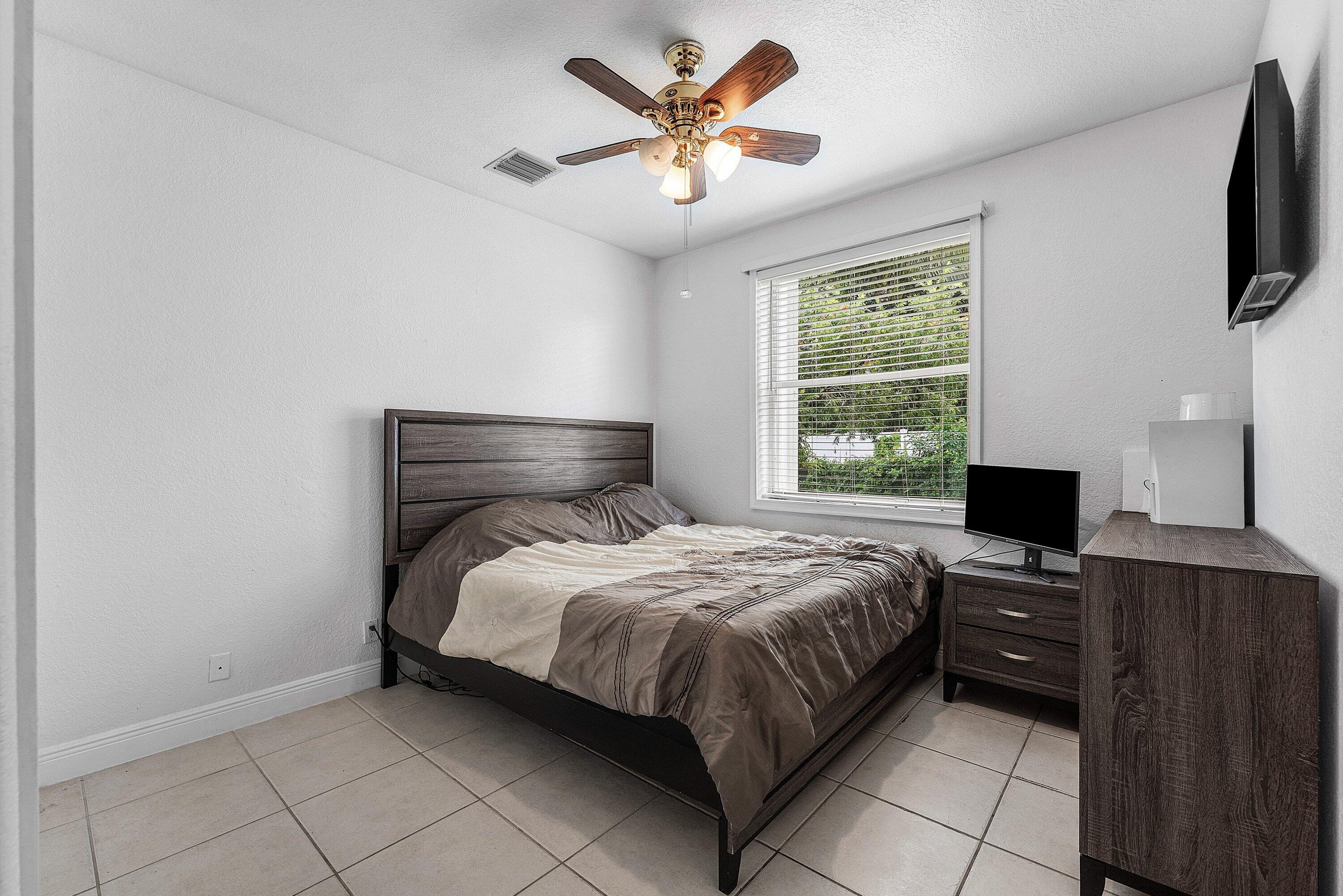 029-6973FinamoreCircle-Greenacres-FL-334