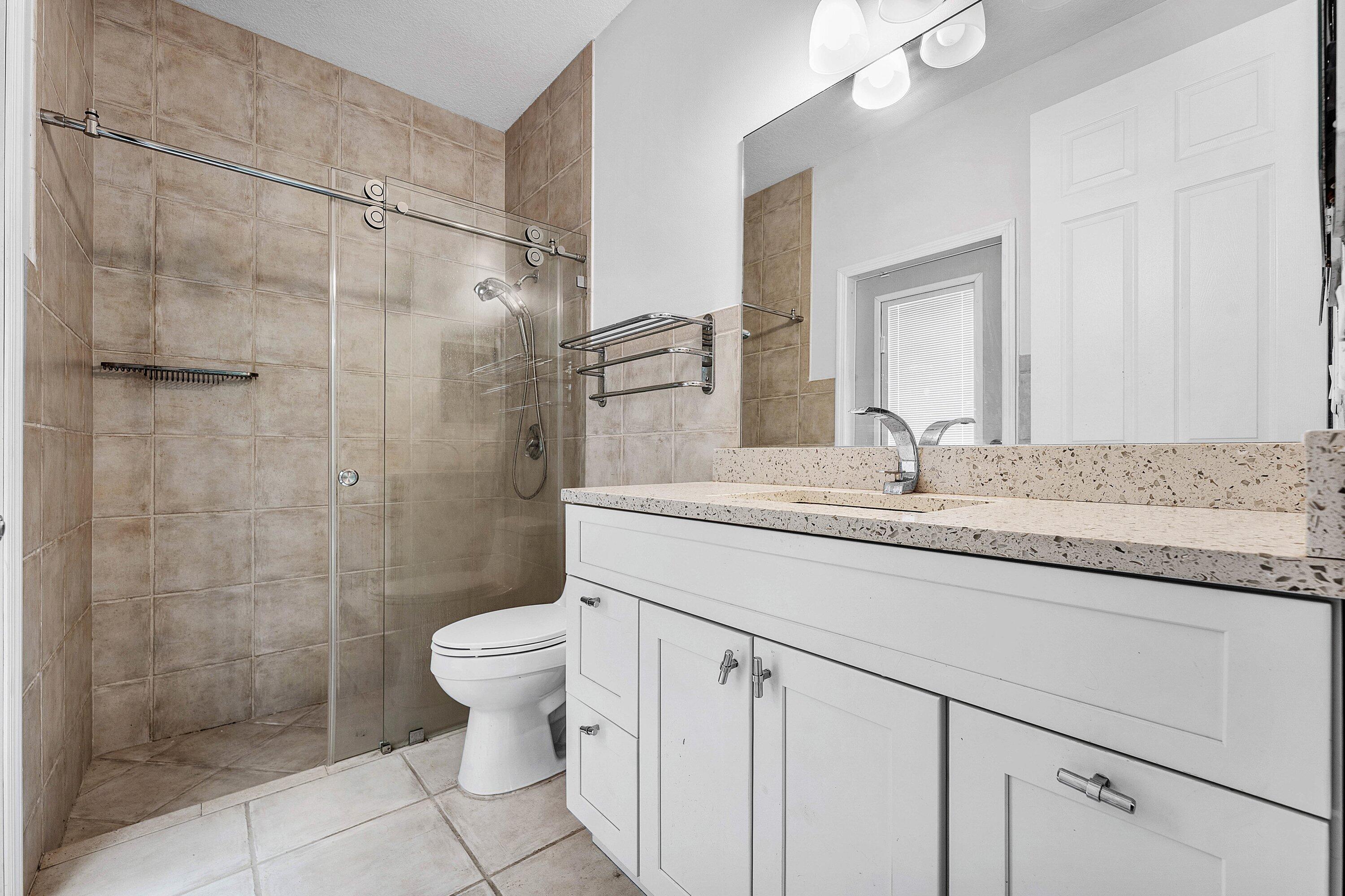 018-6973FinamoreCircle-Greenacres-FL-334