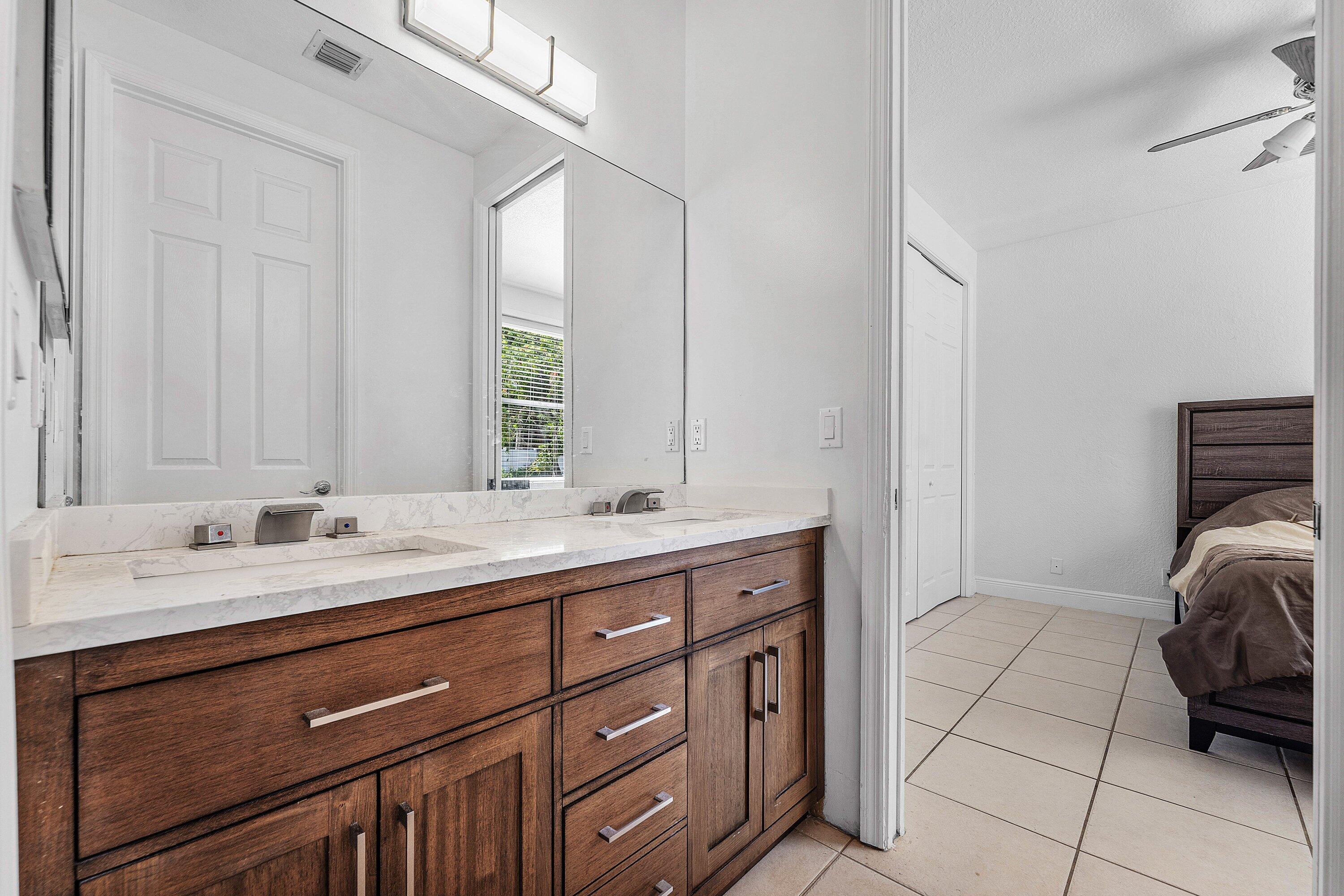 031-6973FinamoreCircle-Greenacres-FL-334