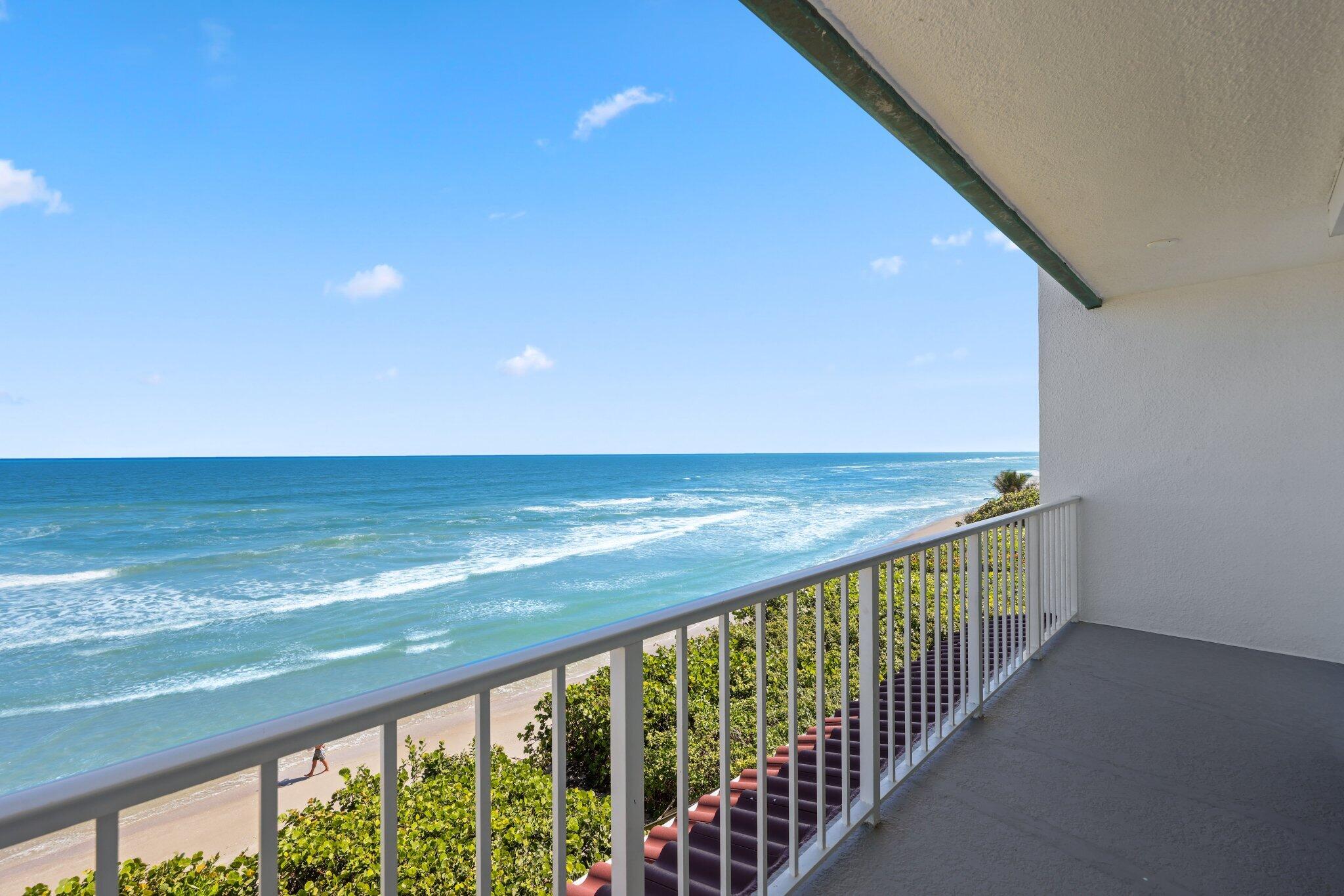 1016 Ocean Drive - 48.jpg-FULL.JPG-SMALL