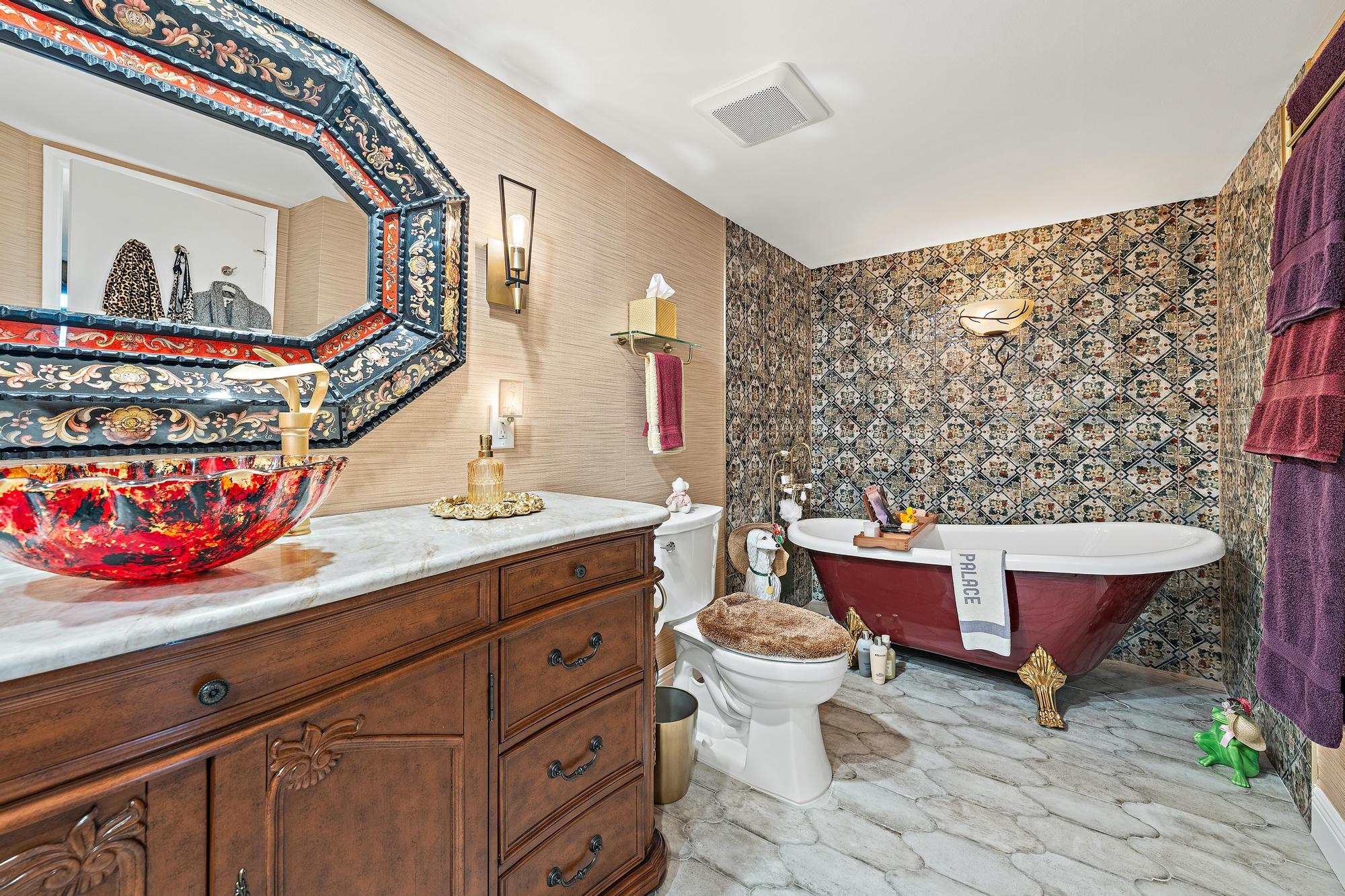 PRINCIPAL BATH