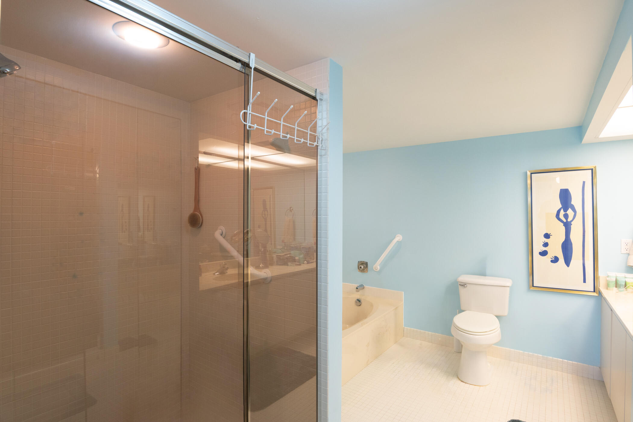 2480 Presidential Way 1103-027