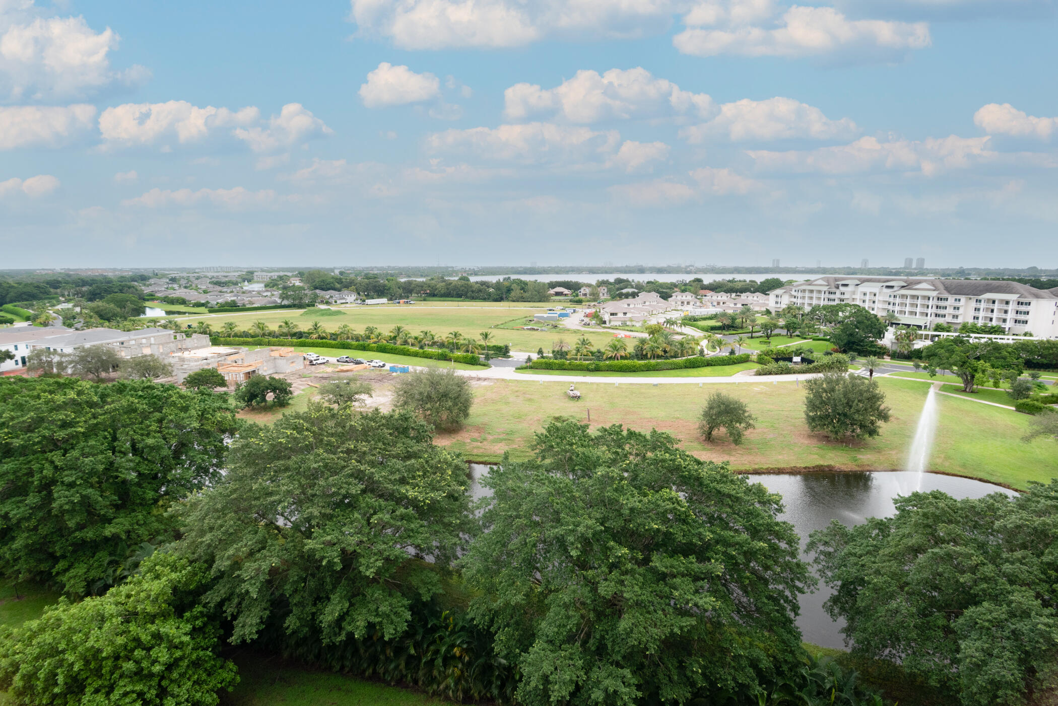 2480 Presidential Way 1103-015 (1)