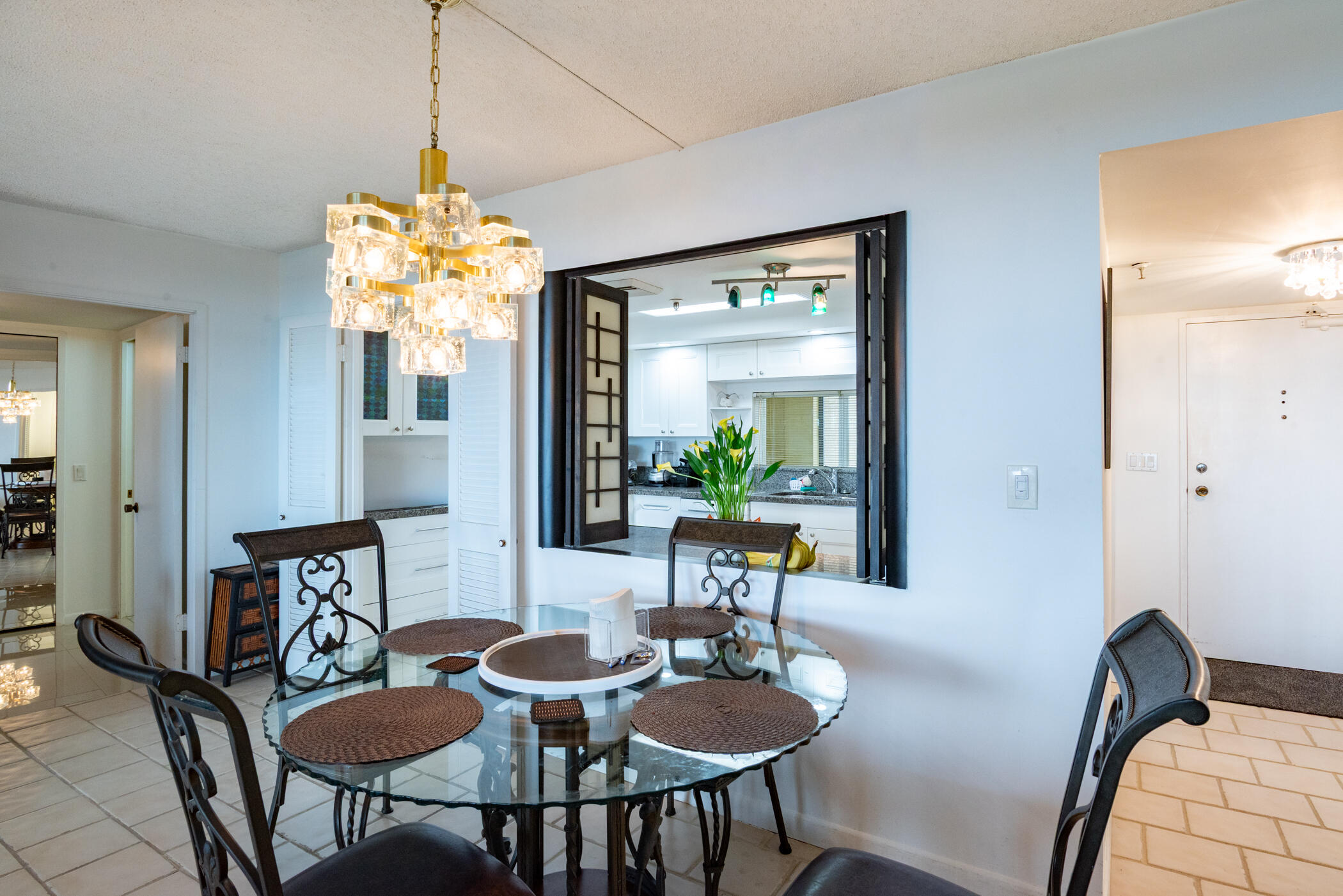 2480 Presidential Way 1103-006 (1)