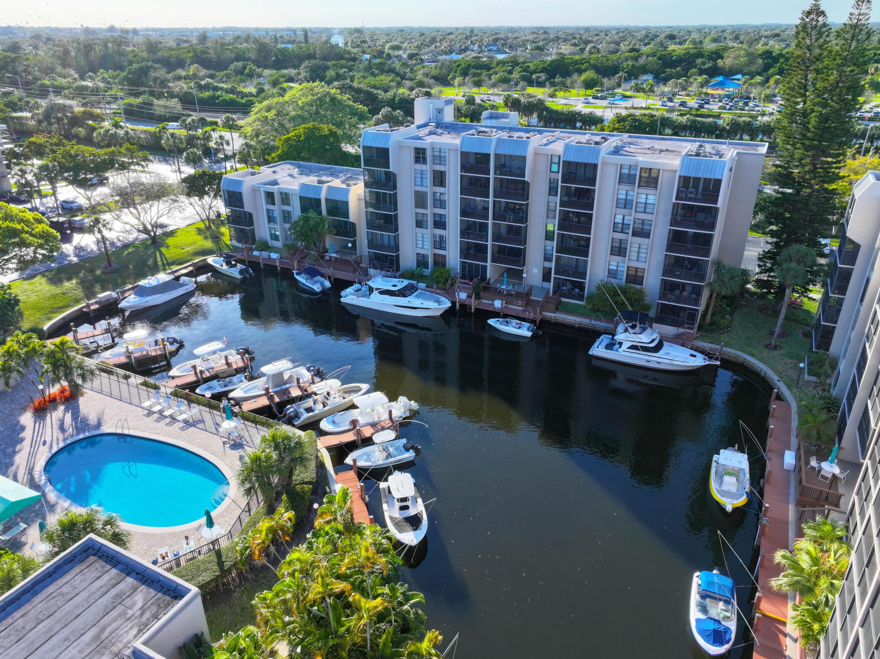 BOCA BAYOU BUILDING 1