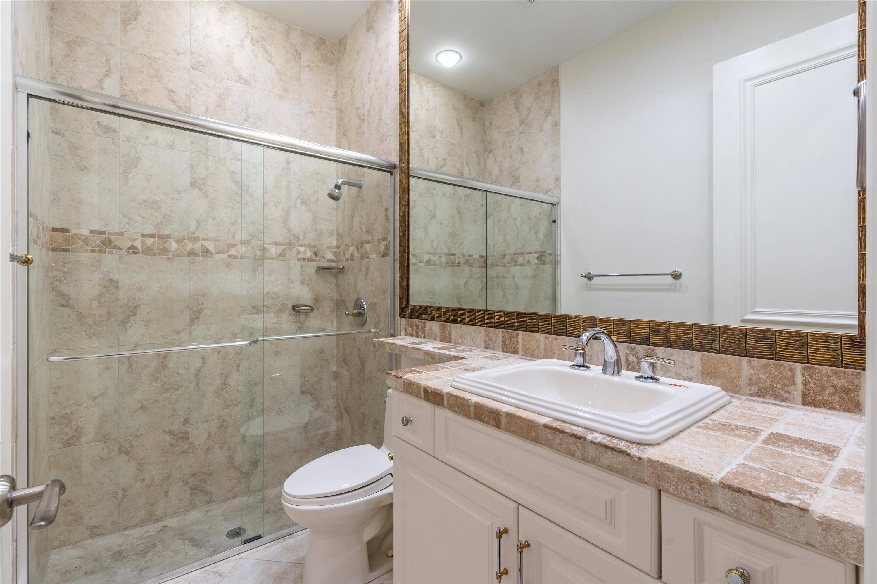 Private En Suite Bath 2