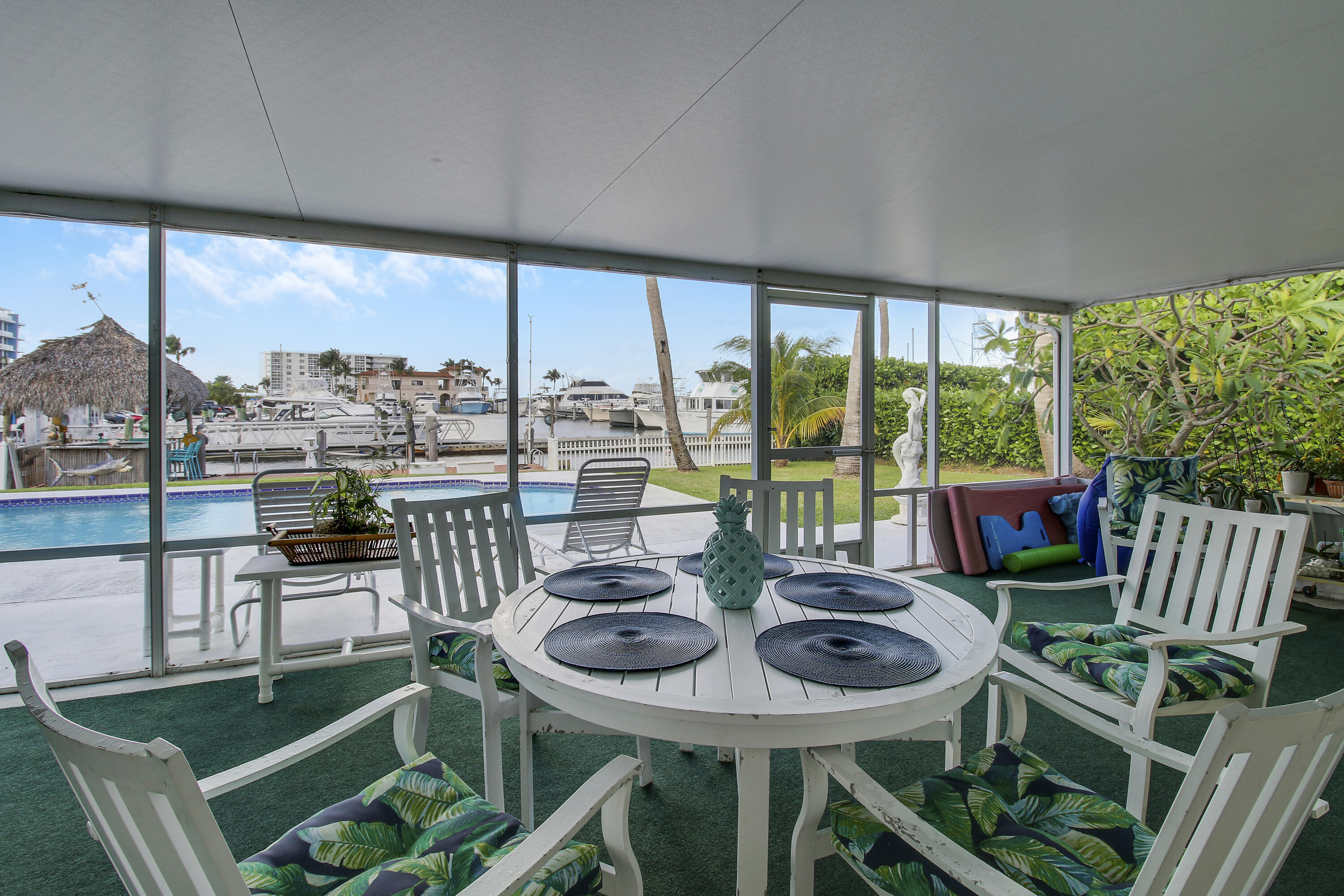 Screened Patio