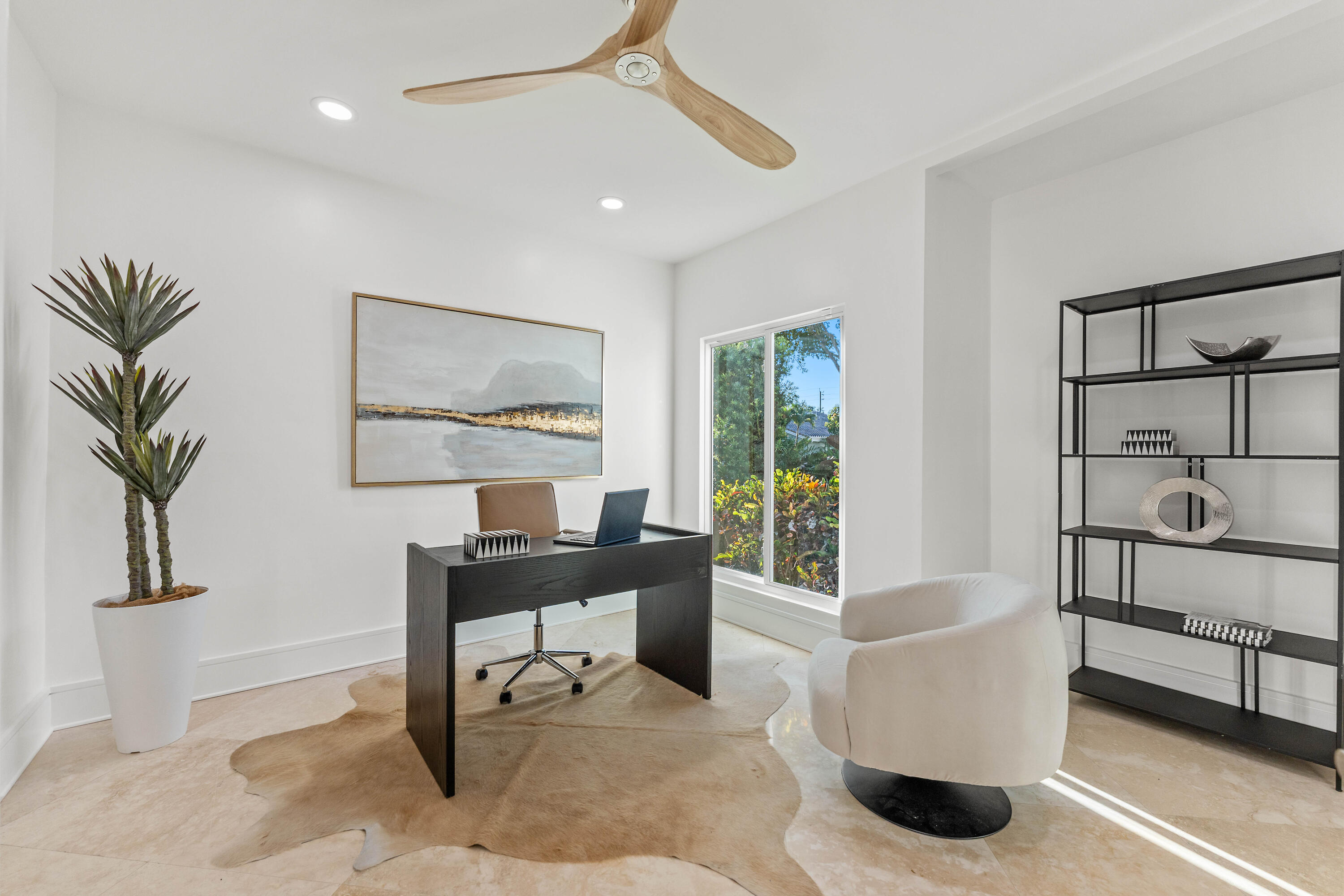 First Floor Office/Bedroom 5