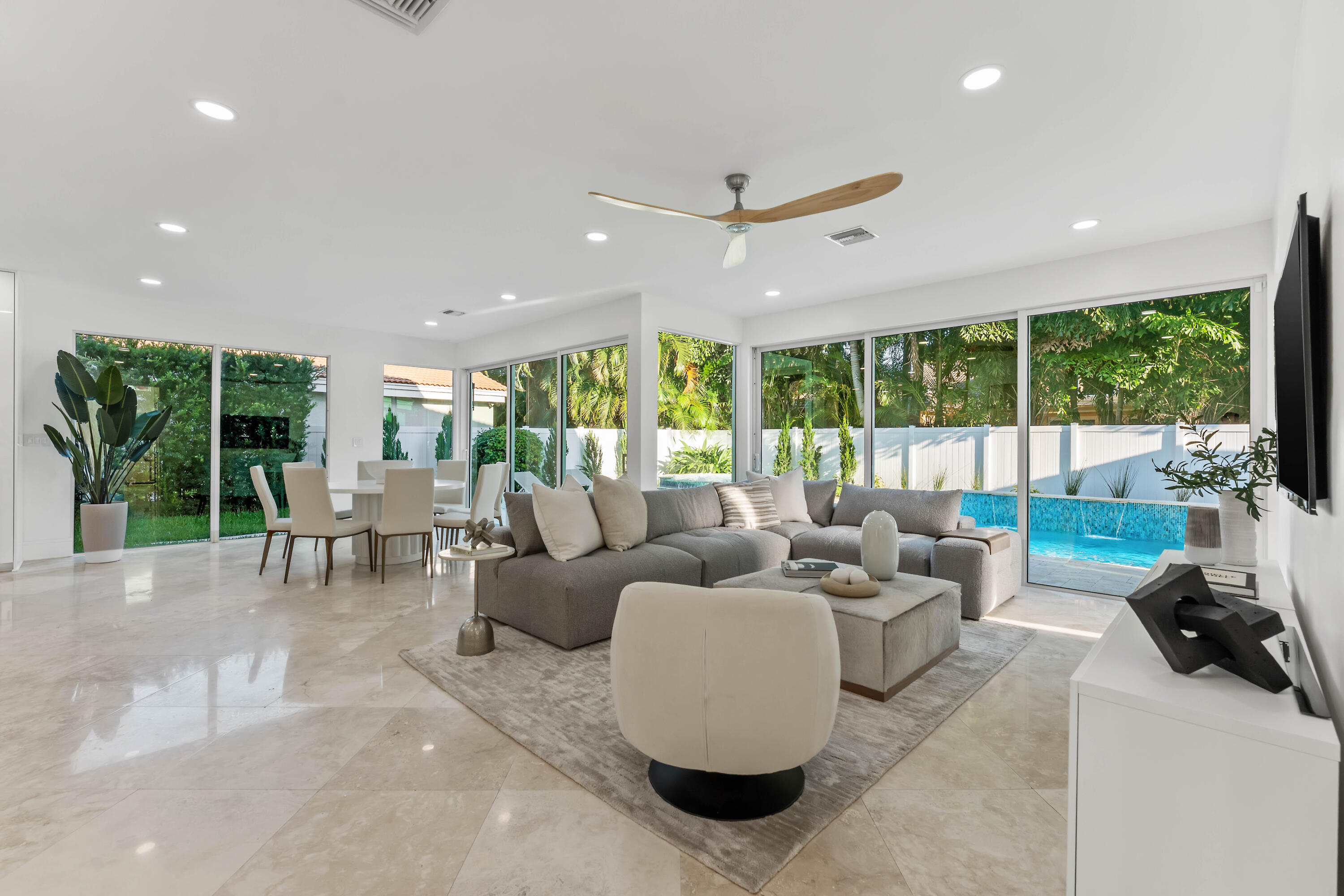 Family Room with Breakfast Nook