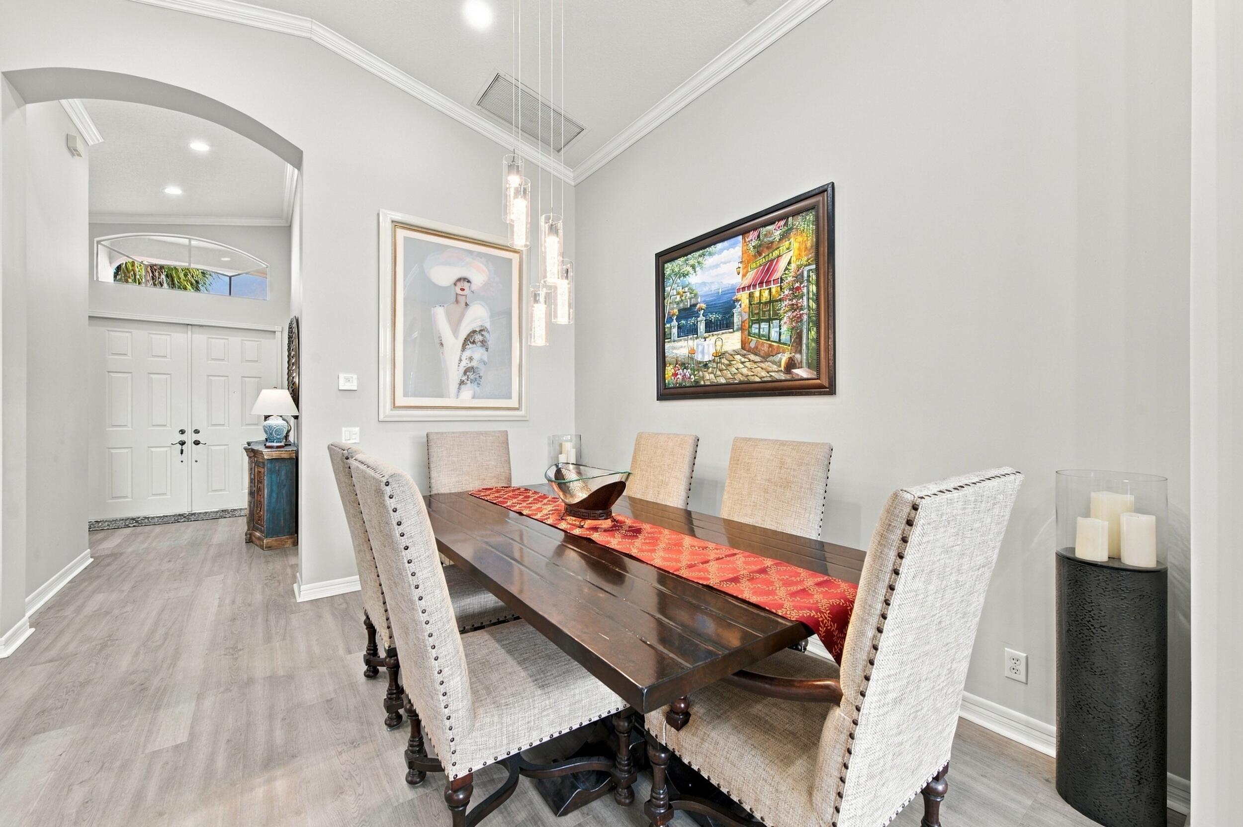 Formal dining Formal dining