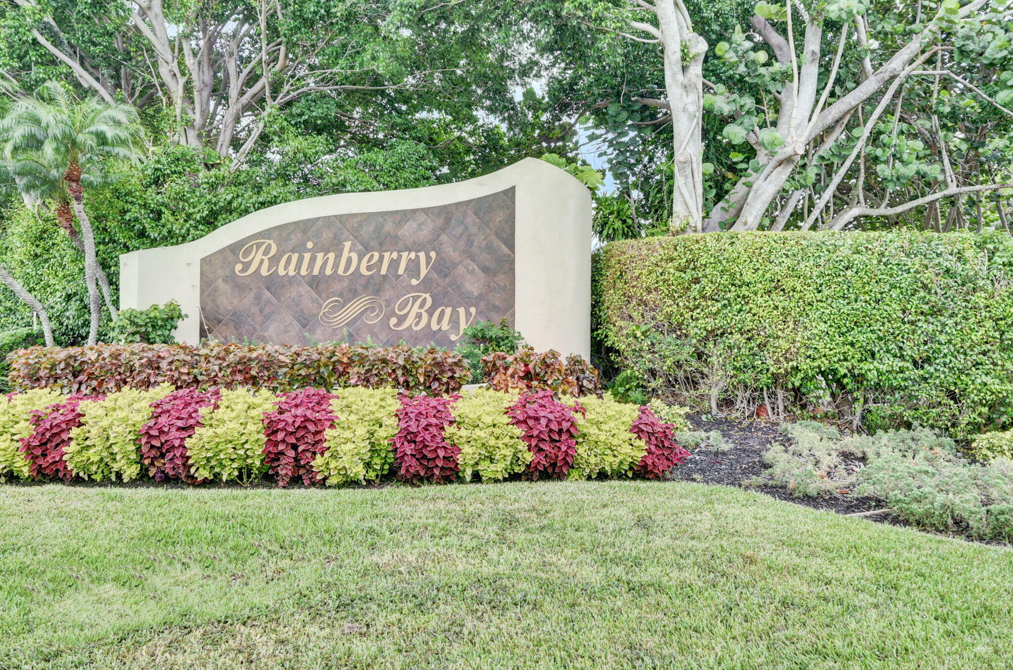 welcome to Rainberry Bay