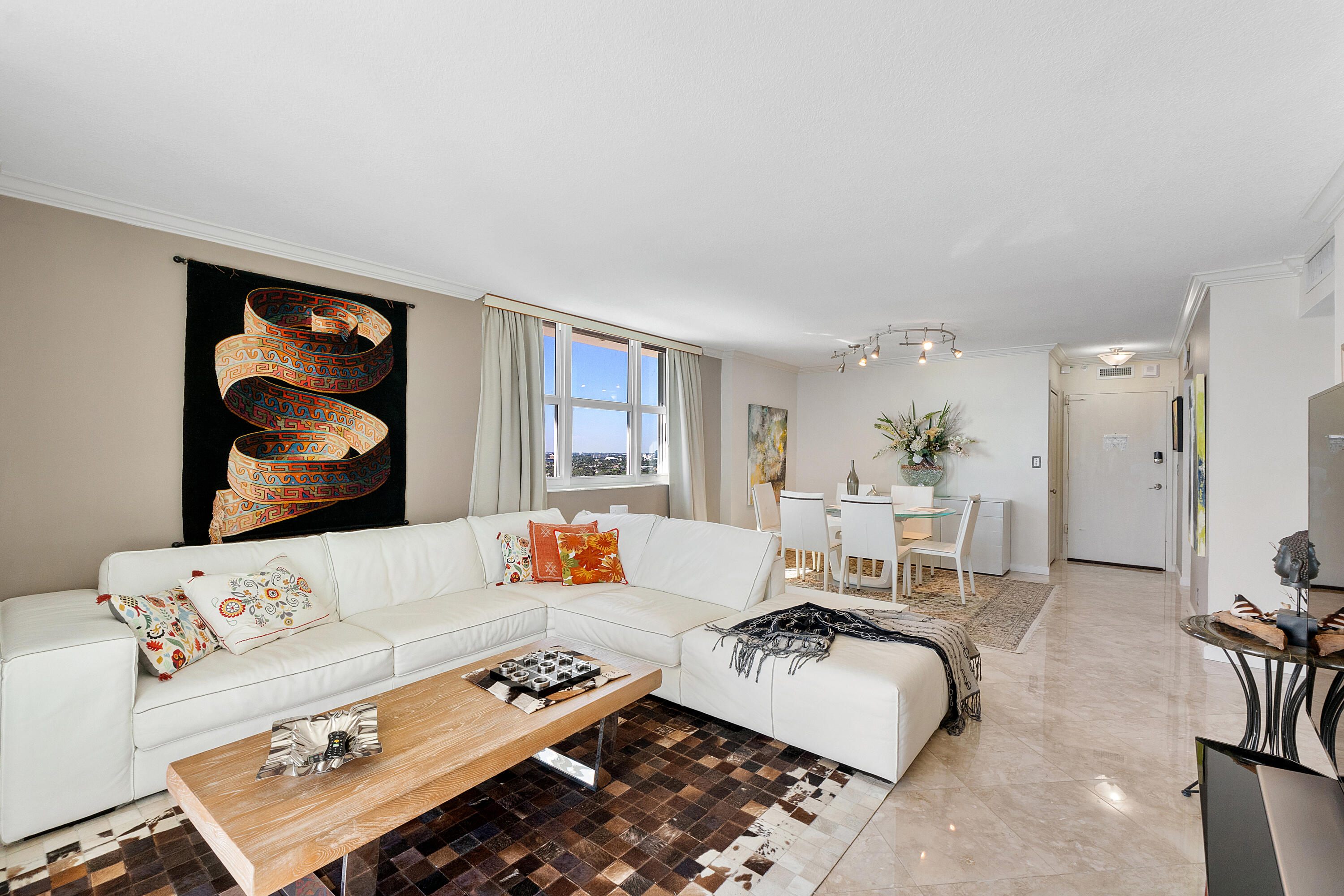 1900 S Ocean Blvd 16S_007