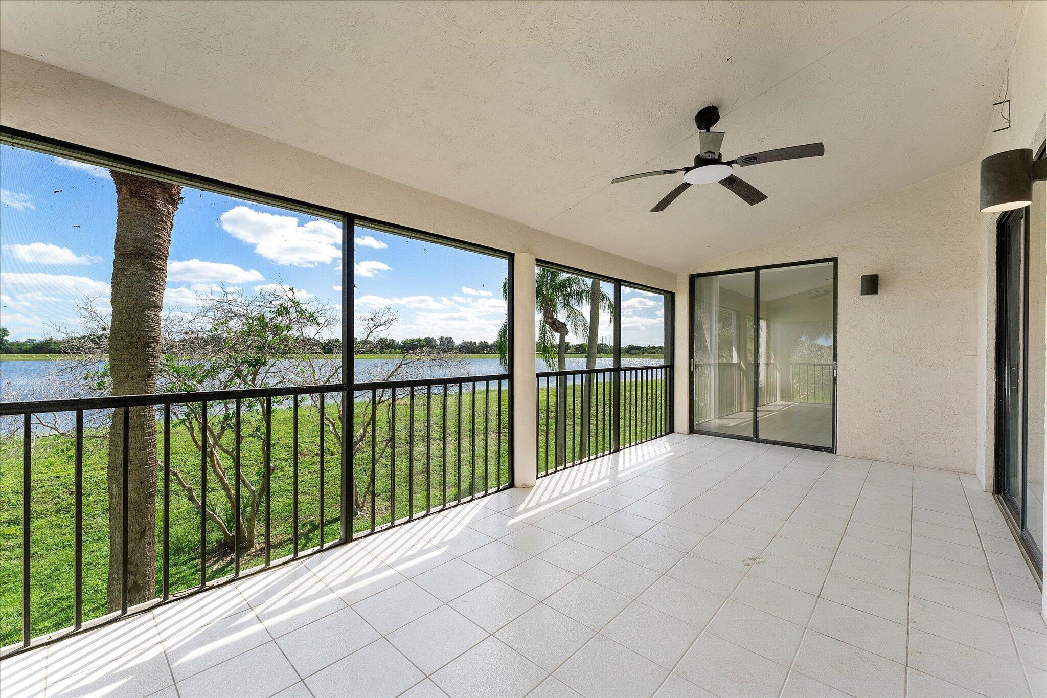 28-10890 Lakemore Lane_028