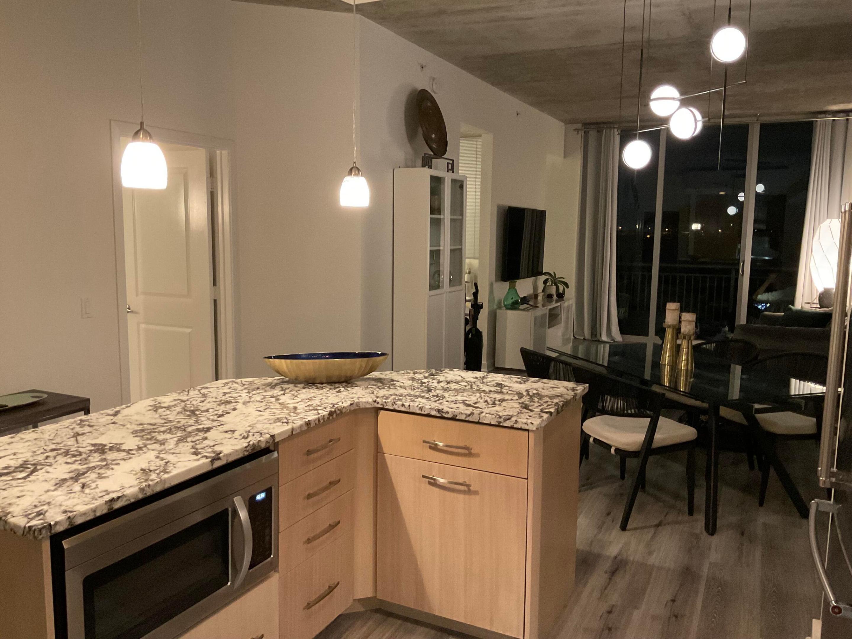 Kitchen to the Living Room