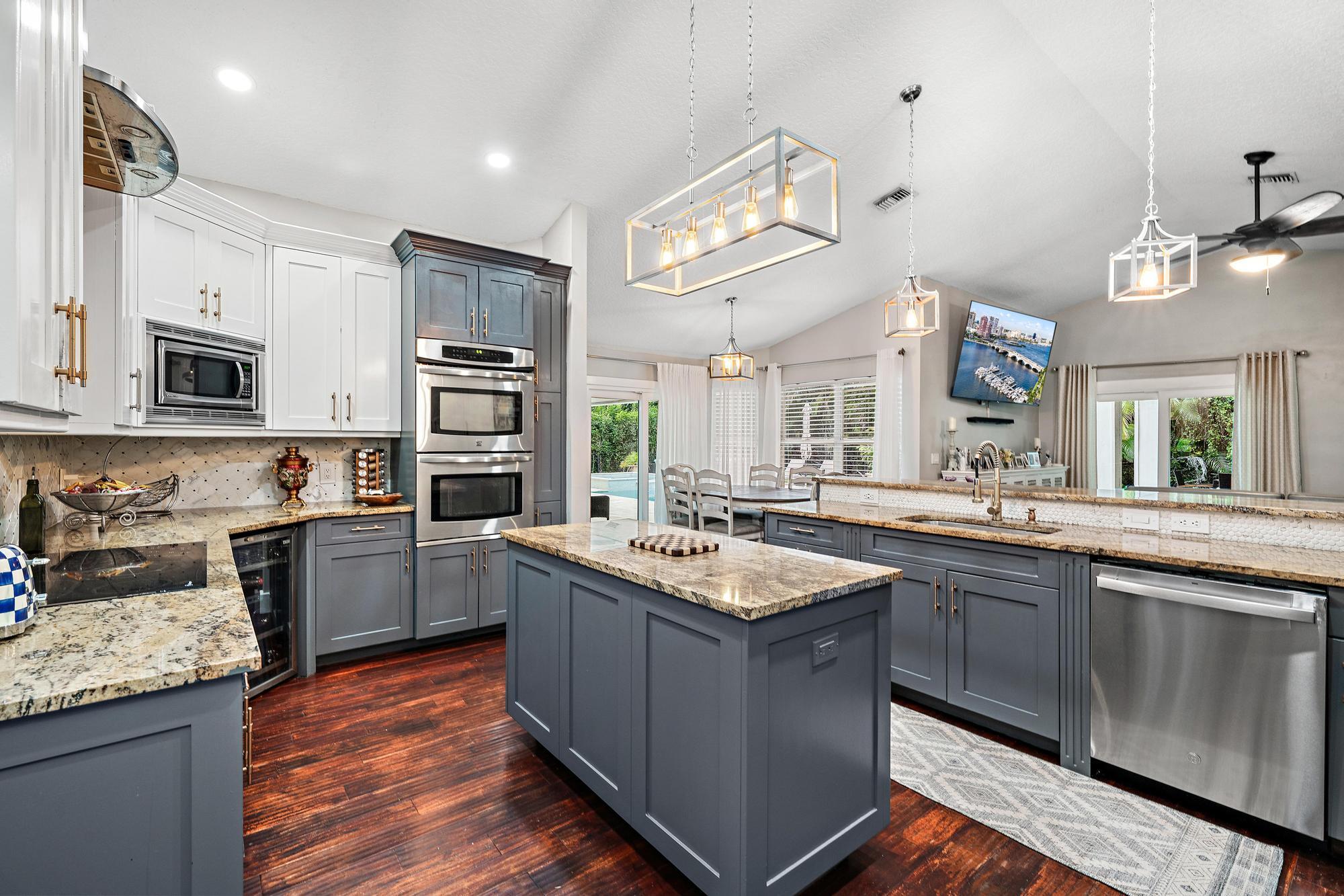 18274 SE Ridgeview Drive-35