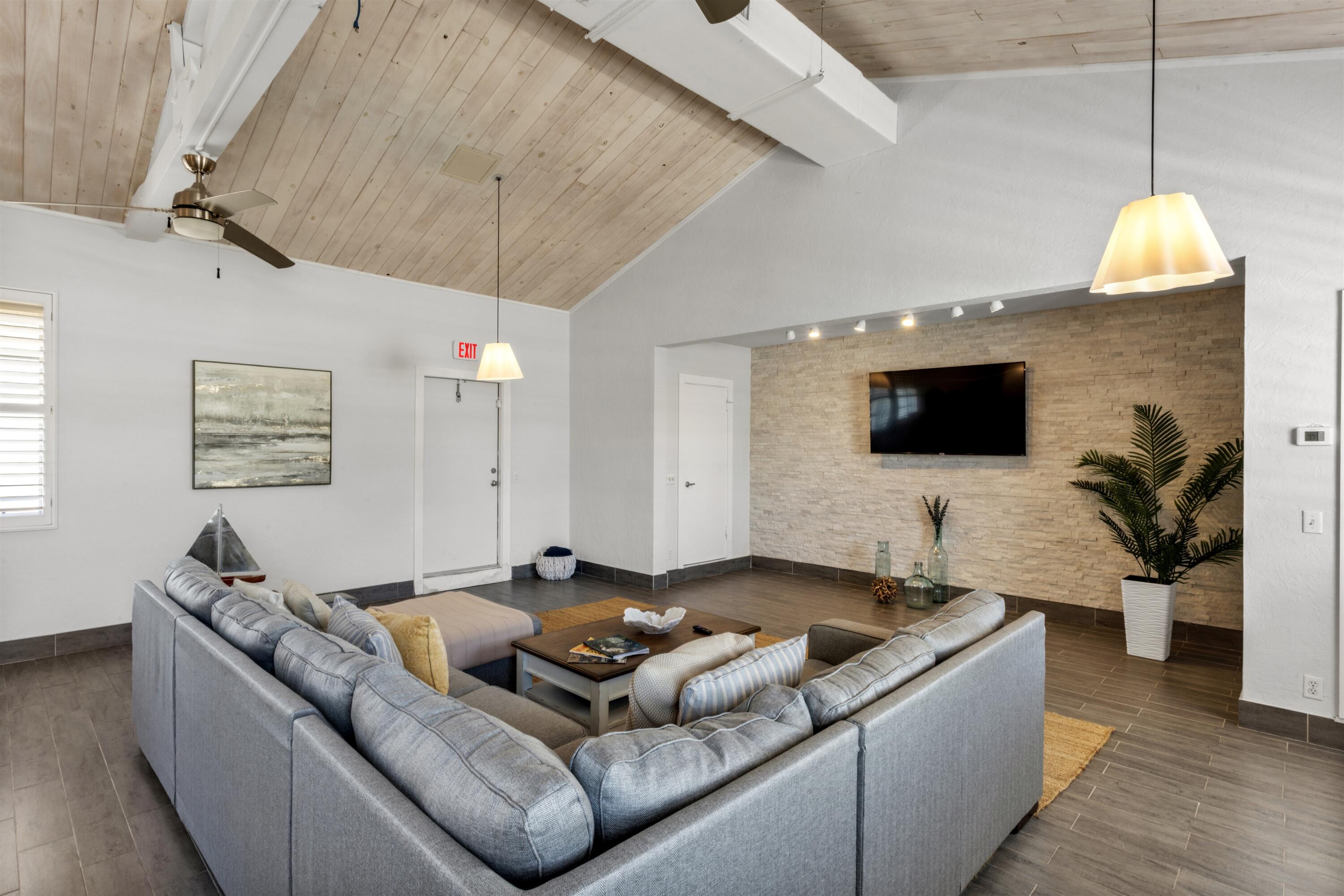 LIVING_ROOM_ANGLE_LEFT LIVING_ROOM_ANGLE_LEFT