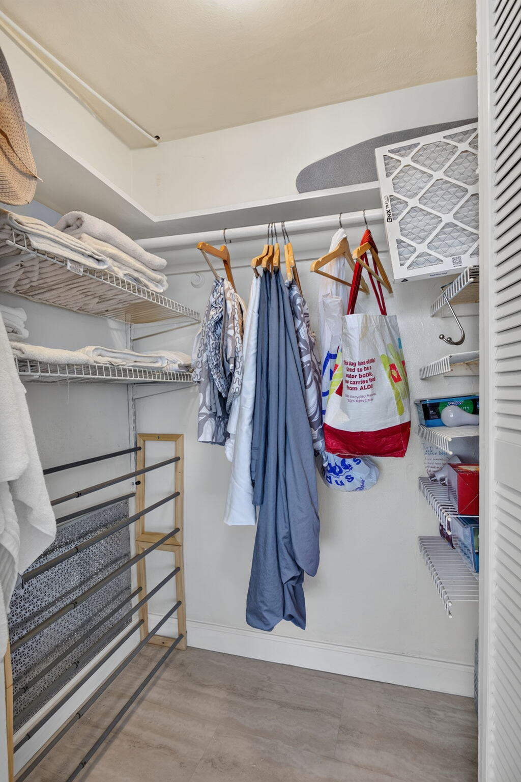 28-web-or-mls-710-27
