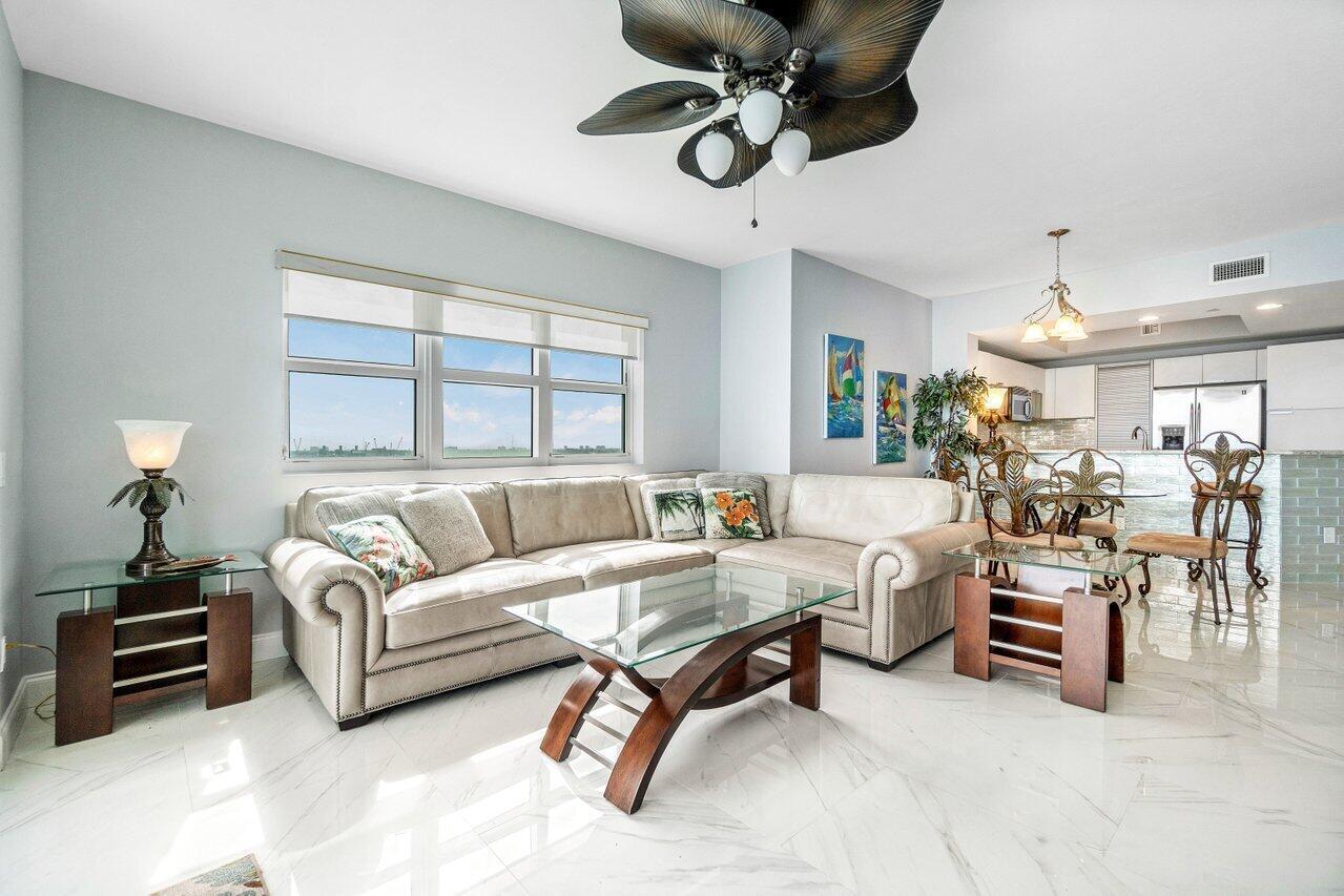 corner unit with extra windows