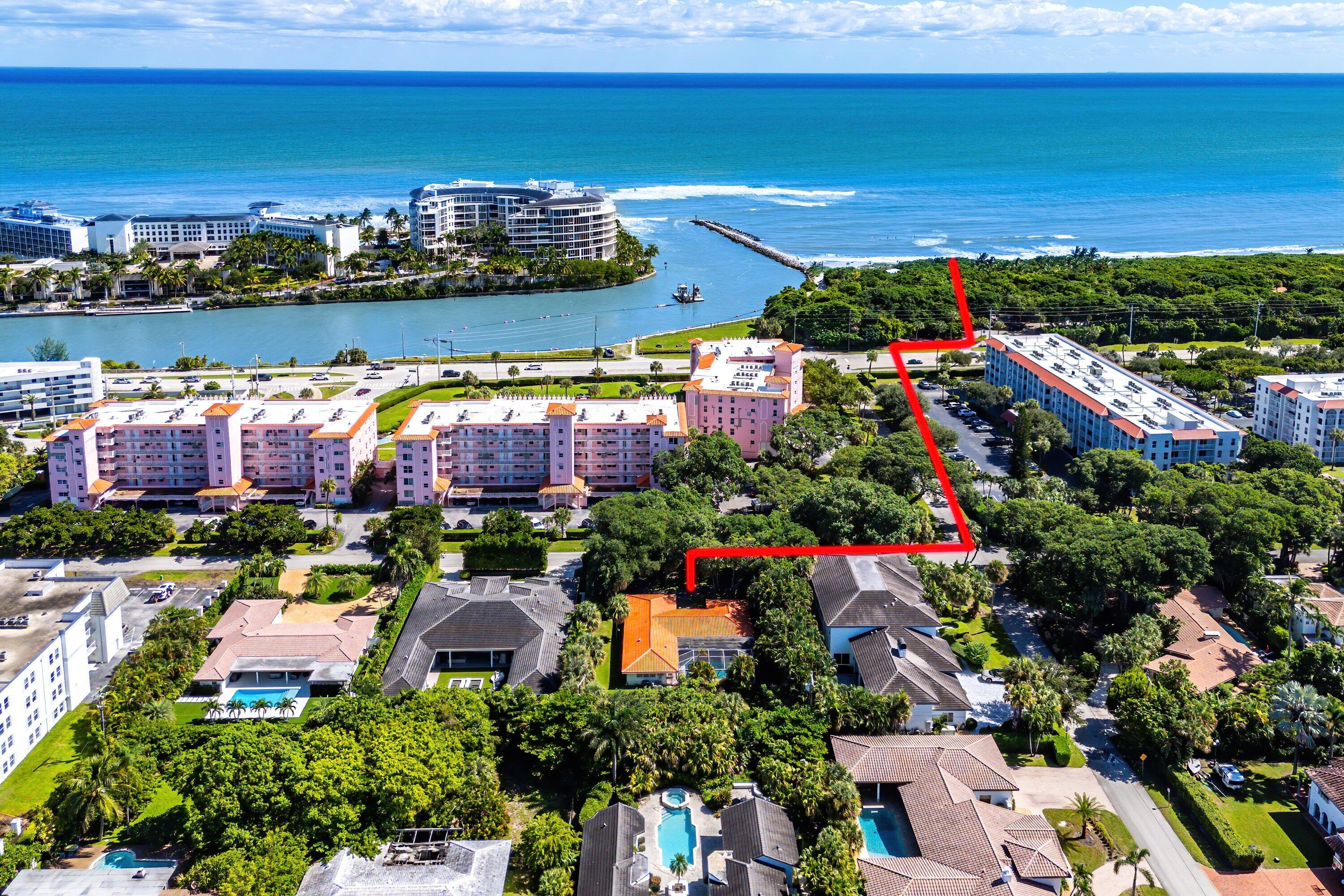 One Block to Beach! One Block to Beach!