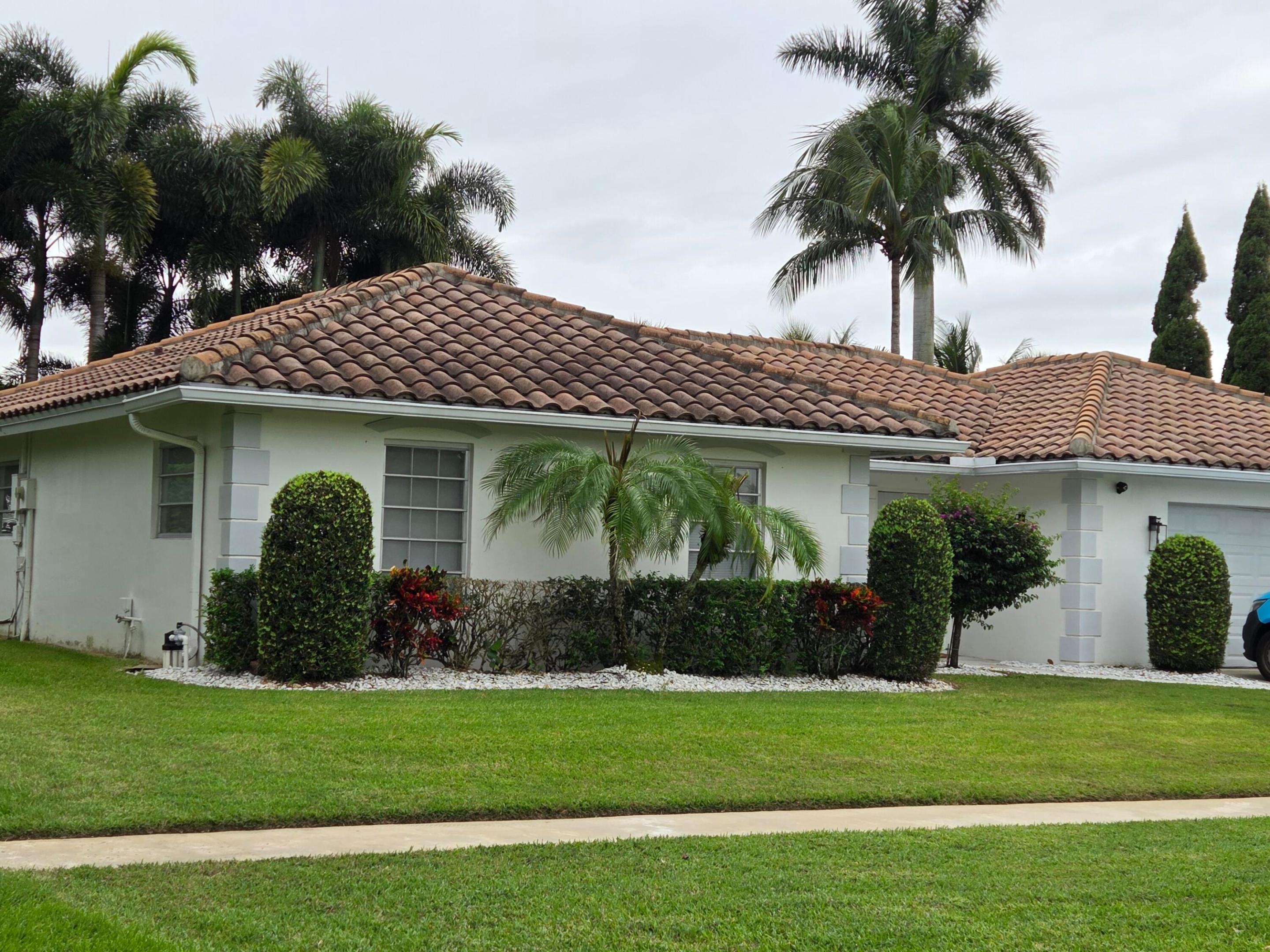 5617 Golfway front(1) 5617 Golfway front(1)