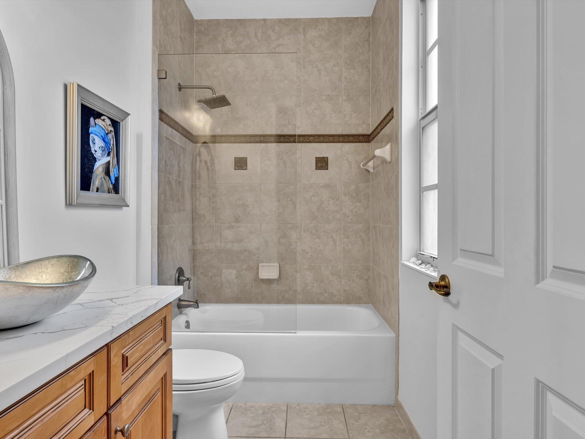 2nd bathroom