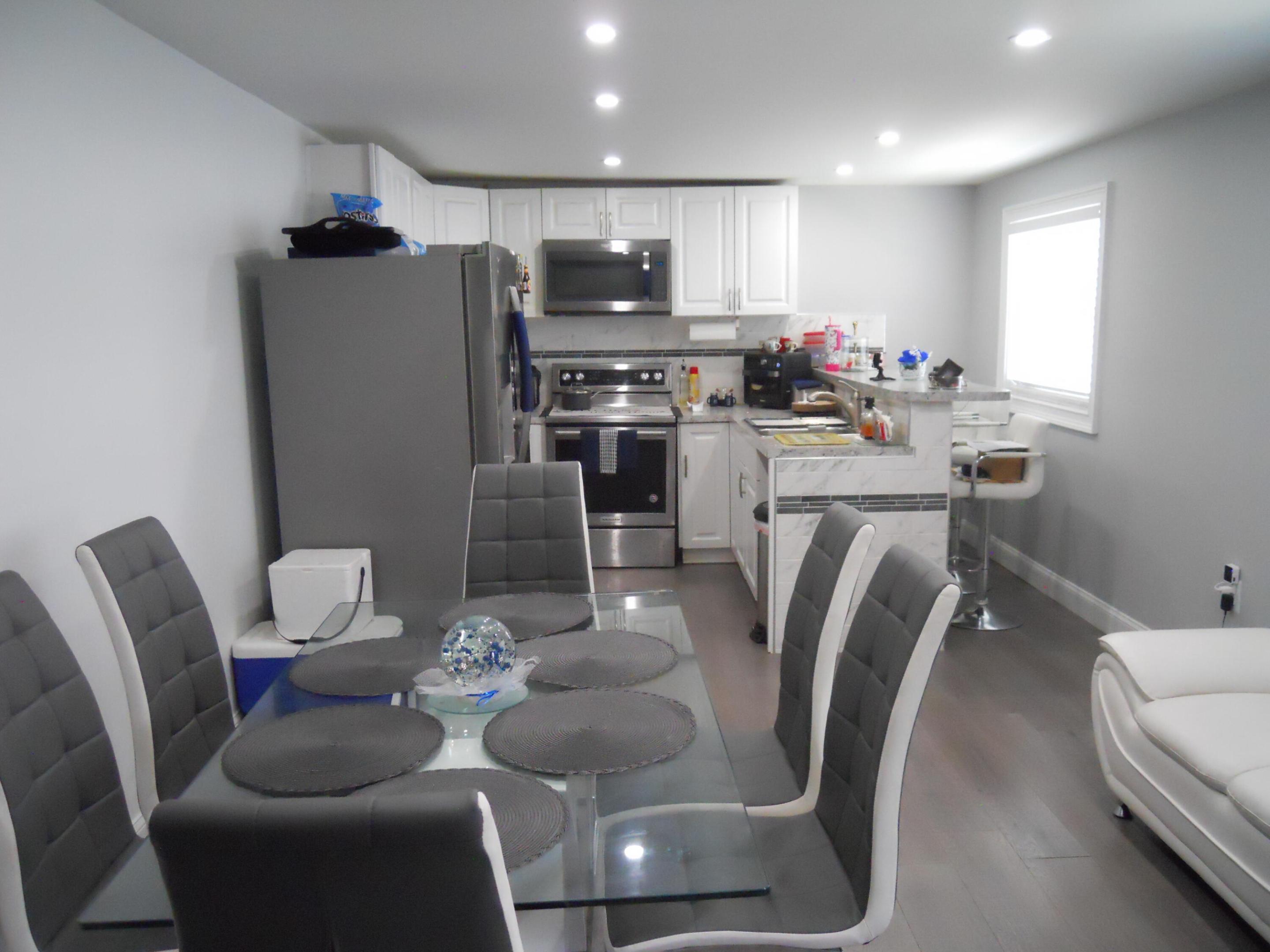 Dining & kitchen