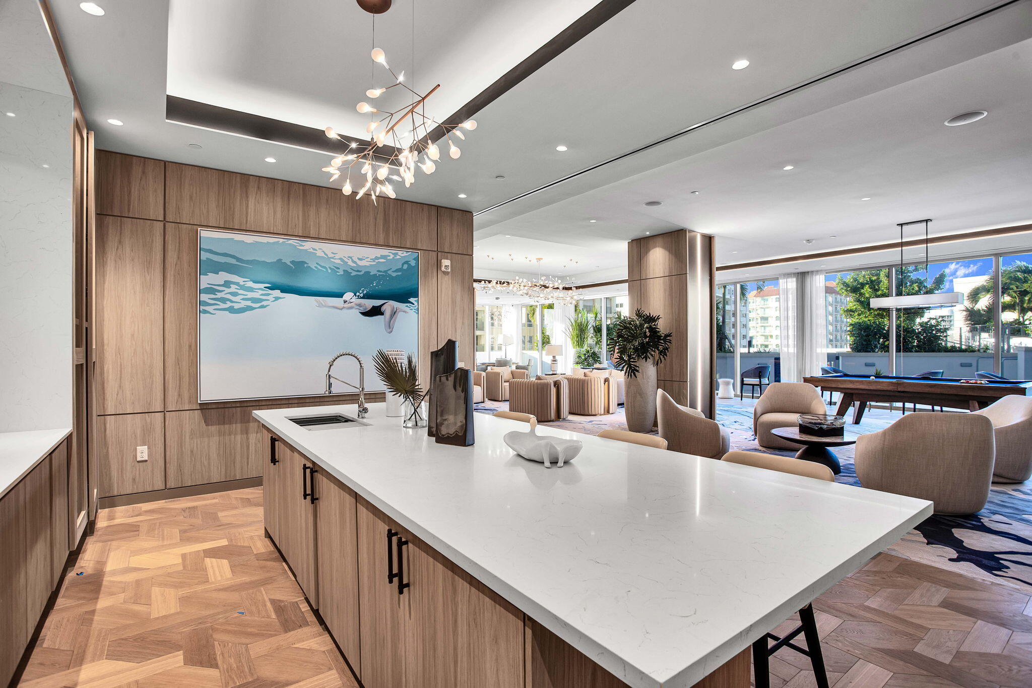 Wave Club Room