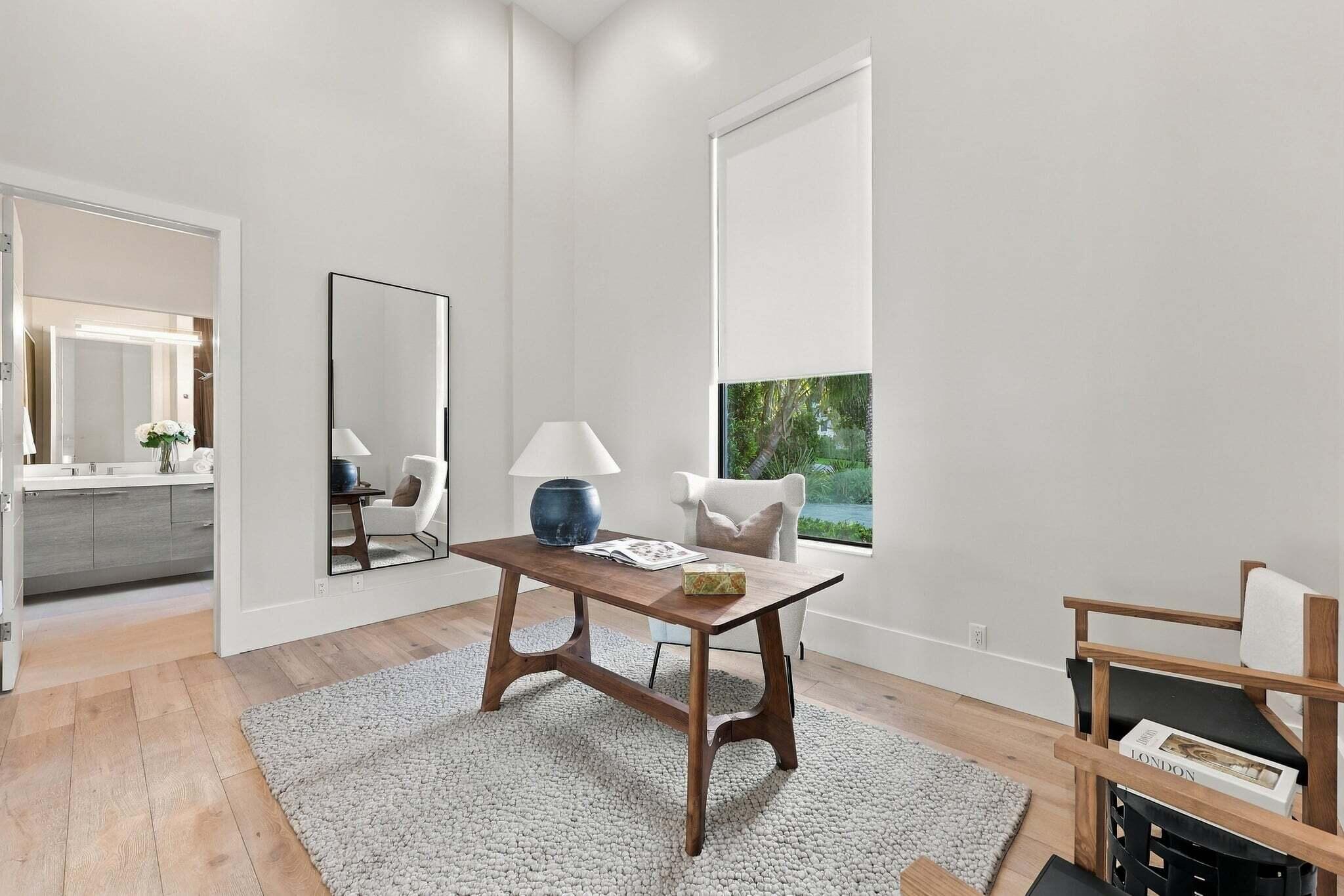 Office / 5th Bedroom