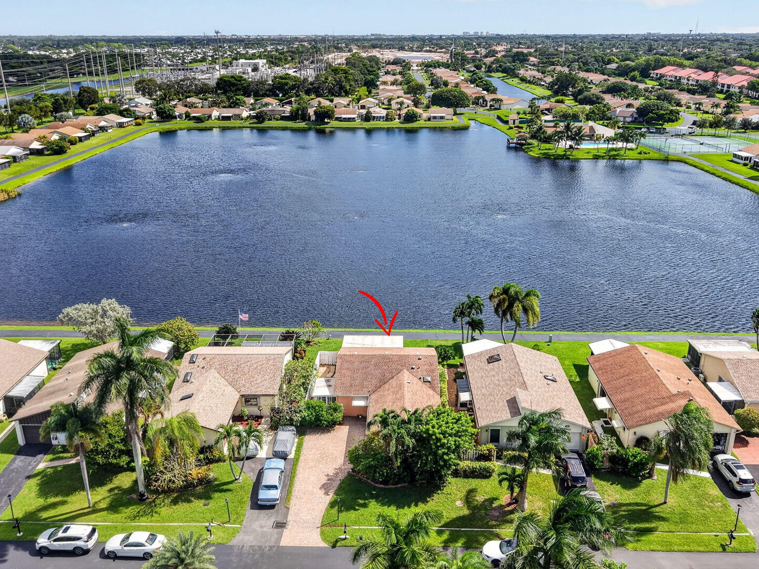 Expansive lake view!!!! Expansive lake view!!!!