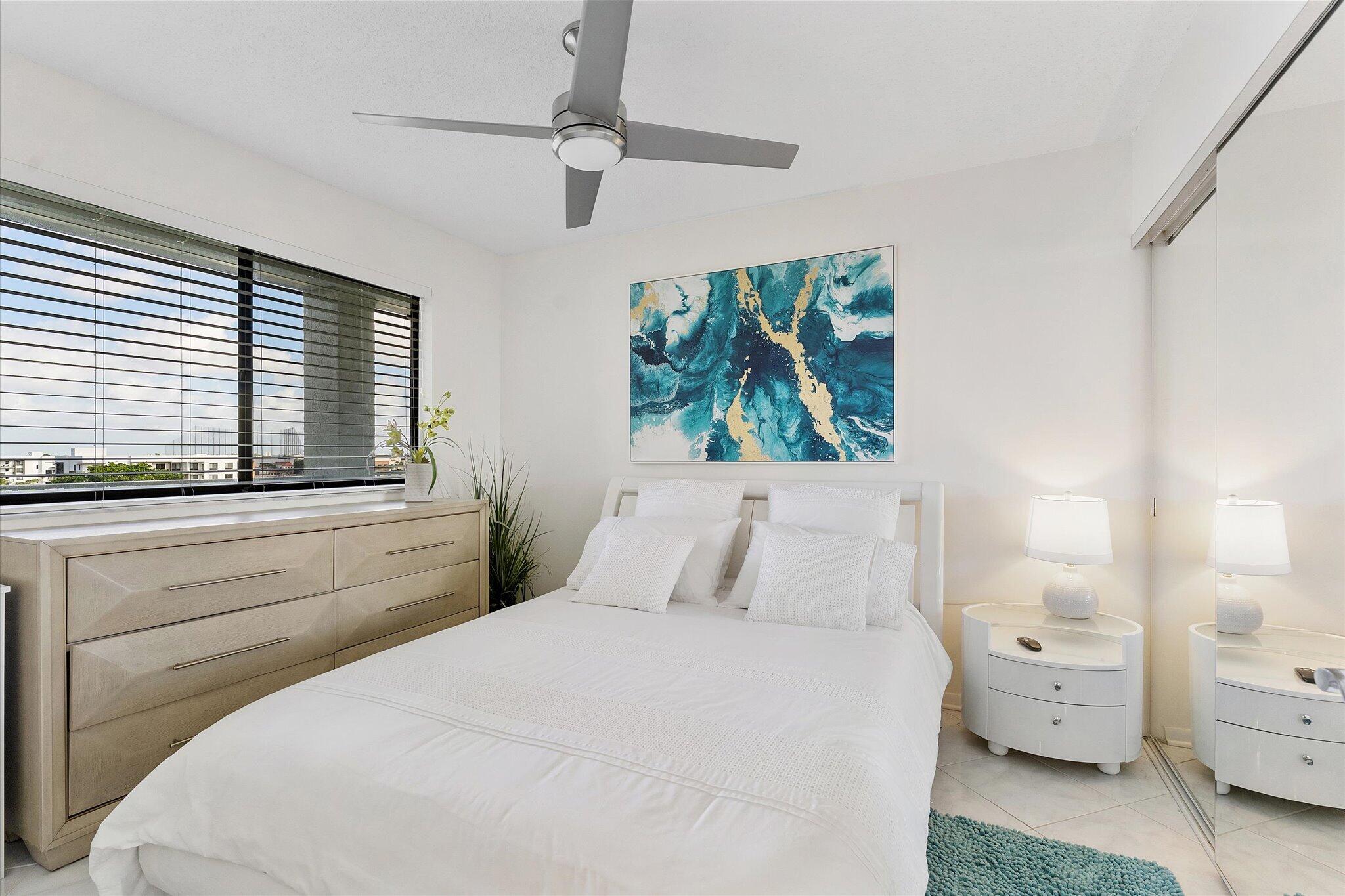 25-2240 Cypress Bend Drive_025