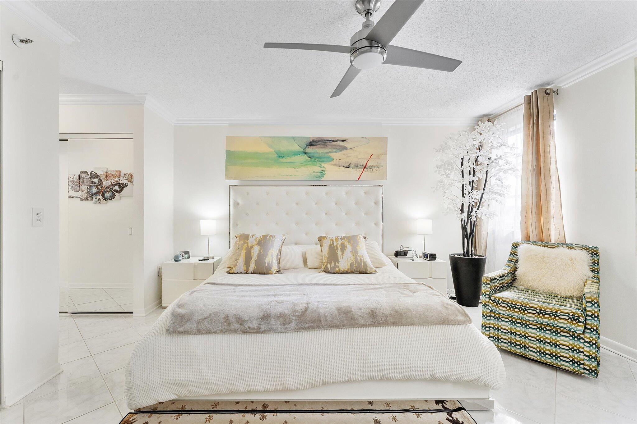 16-2240 Cypress Bend Drive_016