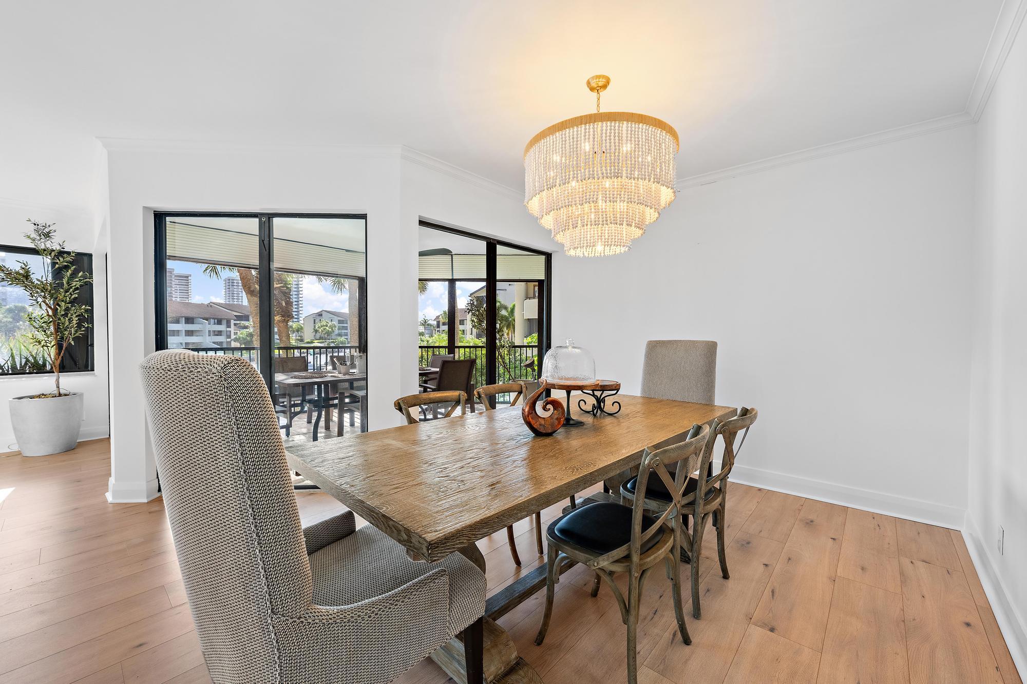 1124 Marine Way W D2R-10