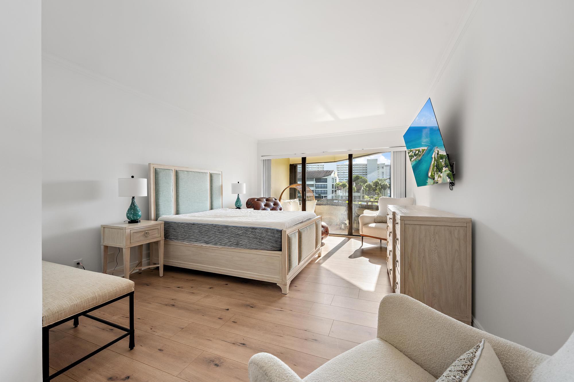 1124 Marine Way W D2R-4