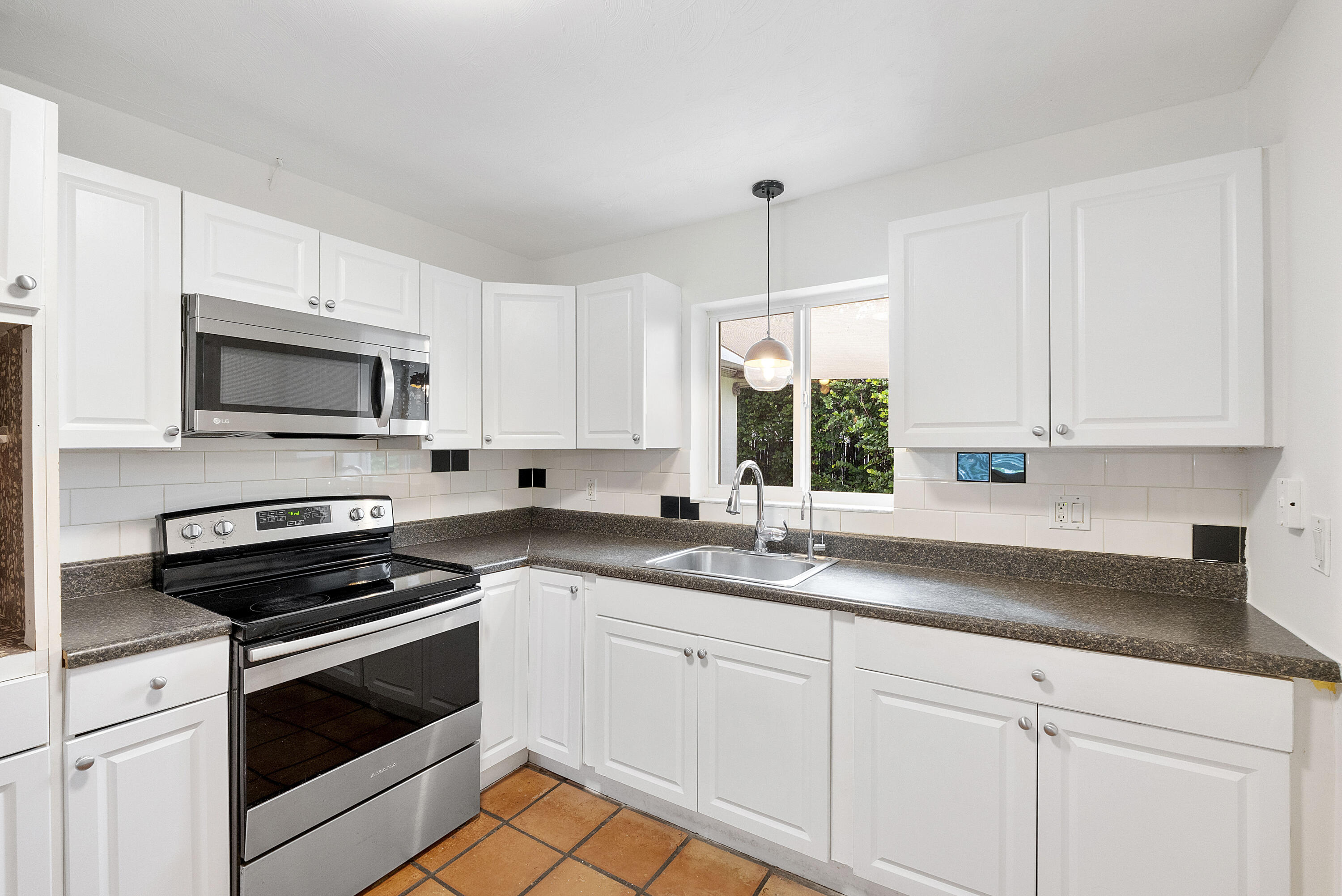 410 Ne 36th St_035