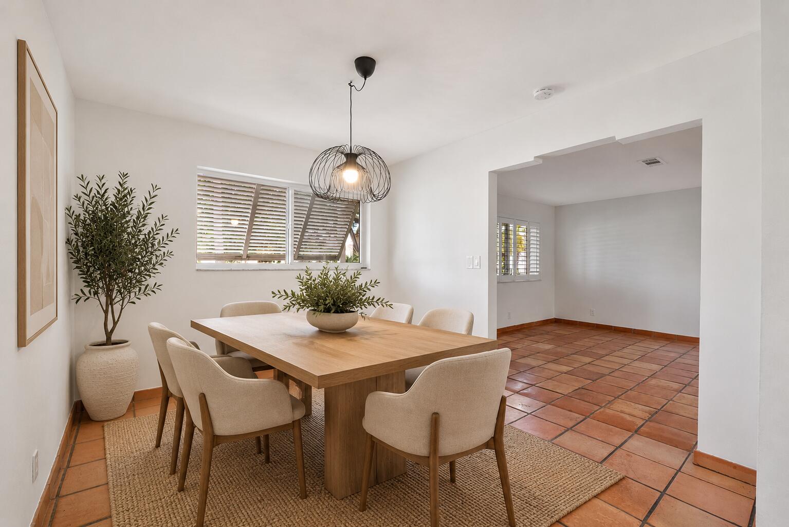 Virtually staged breakfast nook